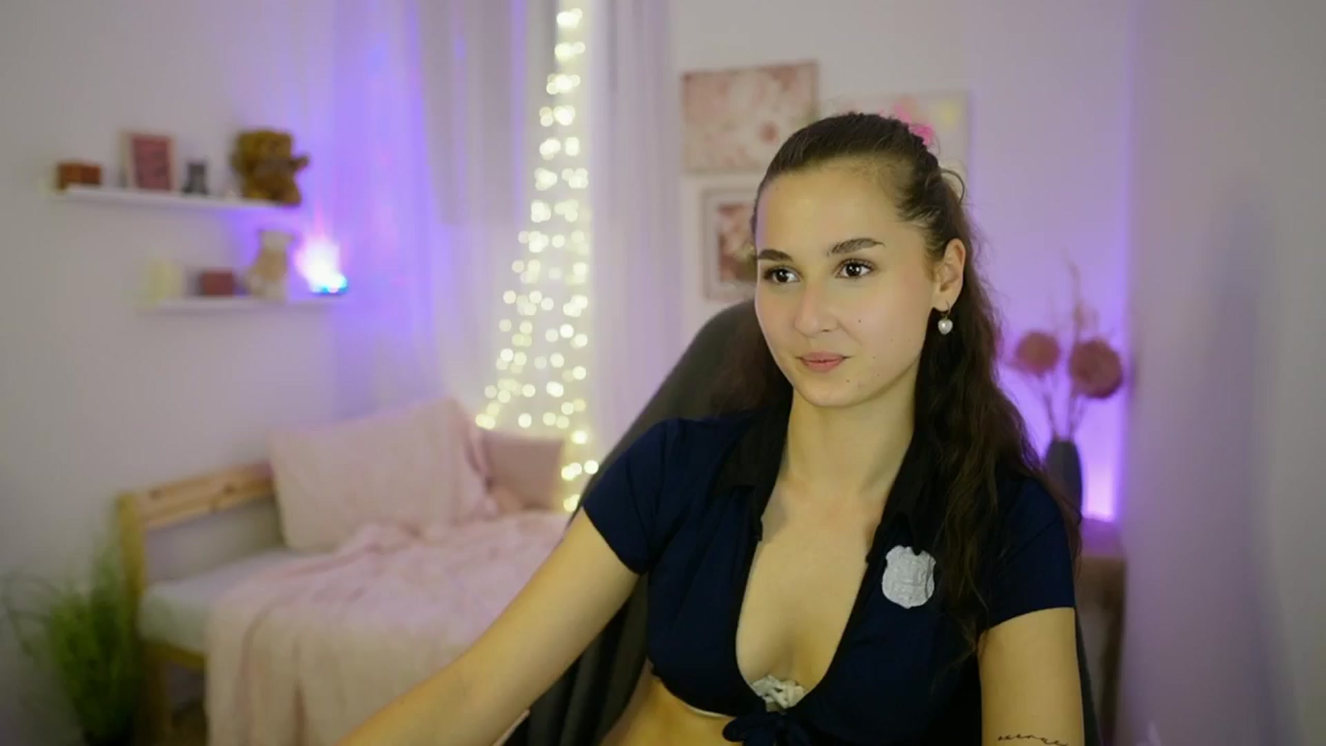 Gallery image thumbnail from Anita_Grey_'s myfreecams stream on, 09/26/2025, 22:21 image 10 of 20