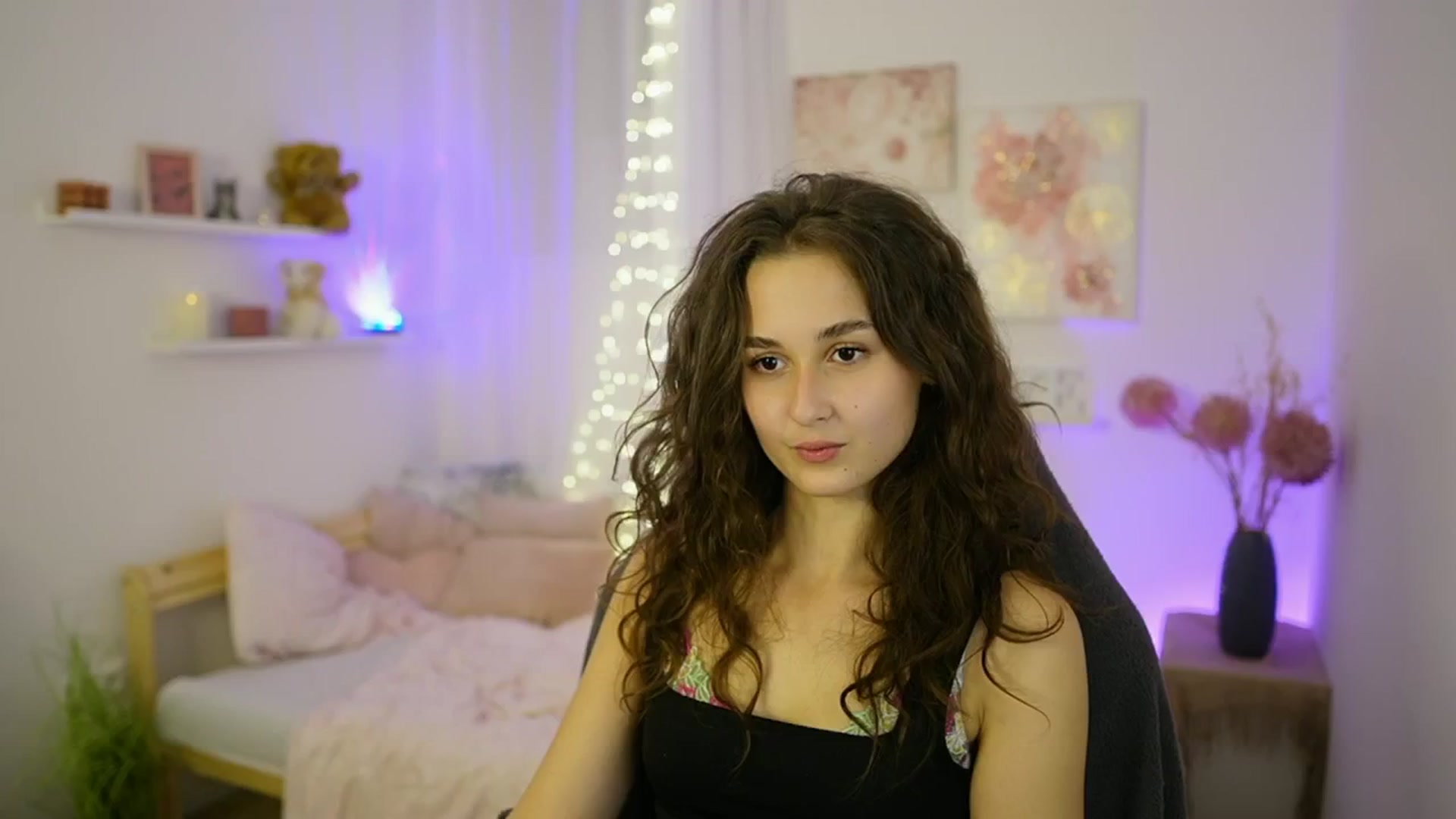 Gallery image thumbnail from Anita_Grey_'s myfreecams stream on, 10/01/2025, 24:04 image 14 of 20