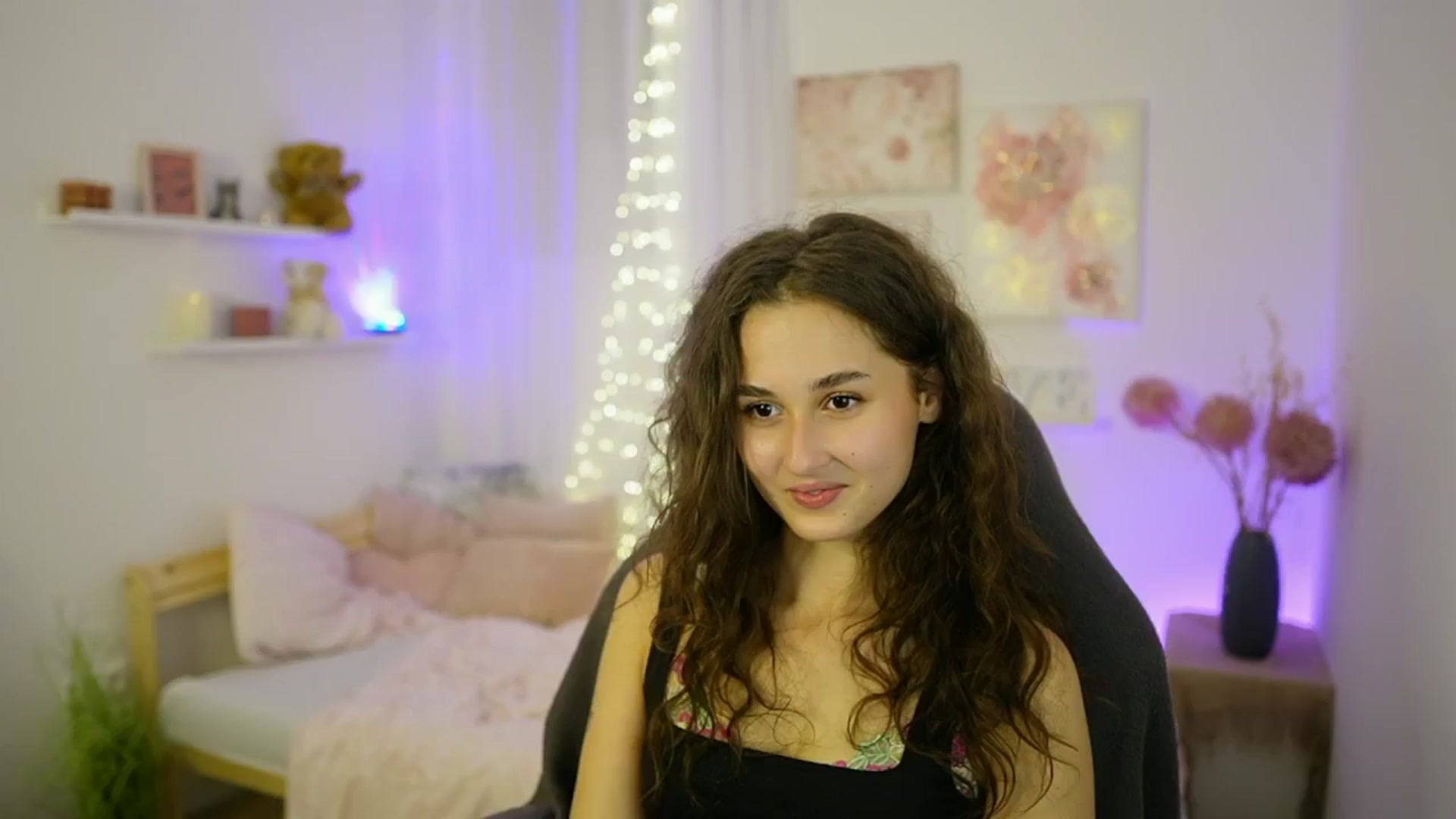 Gallery image thumbnail from Anita_Grey_'s myfreecams stream on, 10/01/2025, 24:04 image 6 of 20