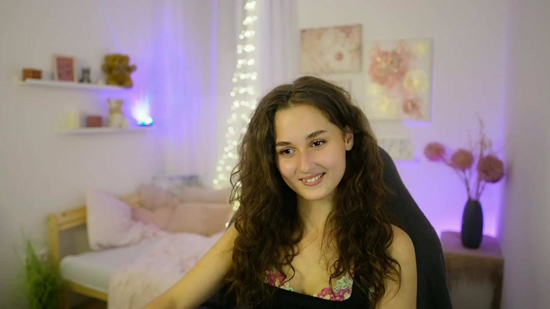 Gallery image thumbnail from Anita_Grey_'s myfreecams stream on, 10/01/2025, 24:04 image 1 of 20
