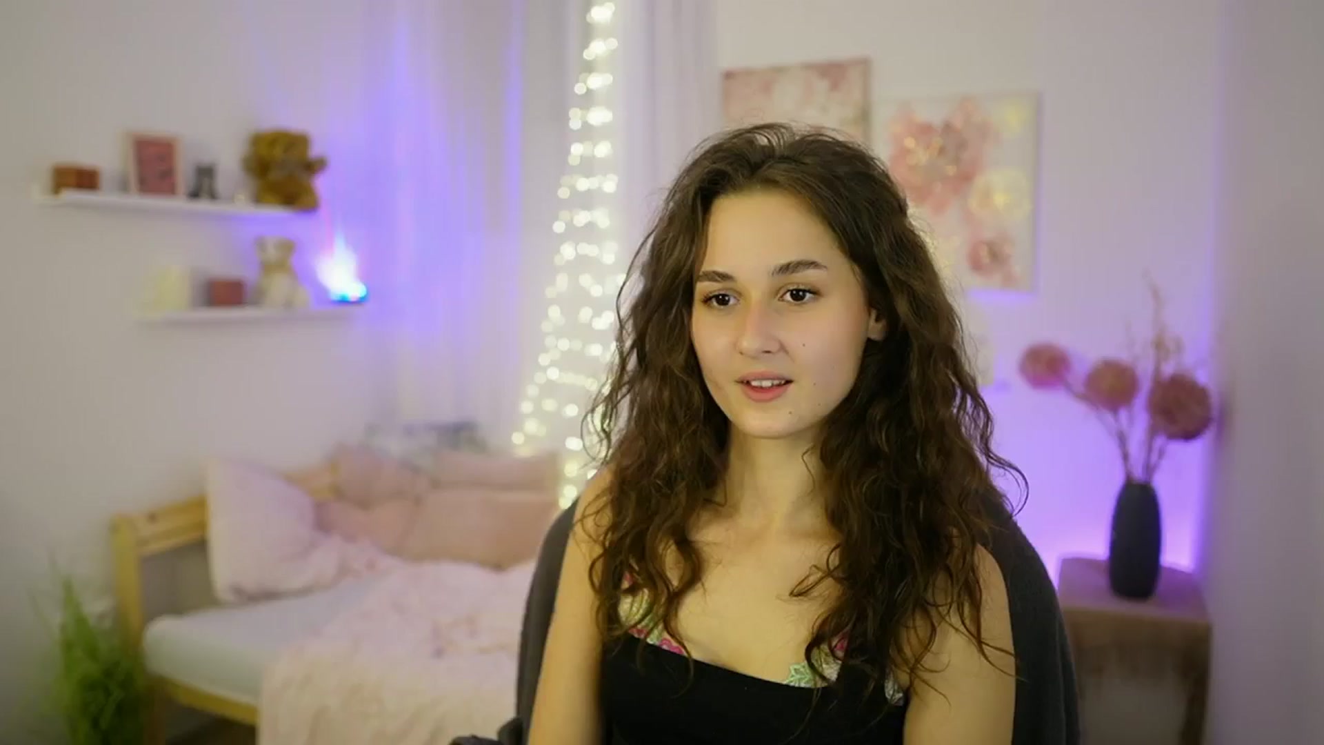 Gallery image thumbnail from Anita_Grey_'s myfreecams stream on, 10/01/2025, 24:04 image 12 of 20
