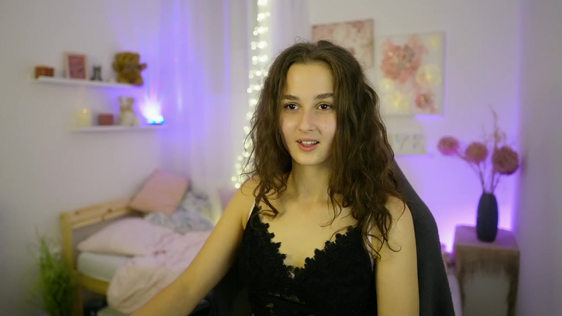 Gallery image thumbnail from Anita_Grey_'s myfreecams stream on, 10/02/2025, 20:48 image 1 of 20