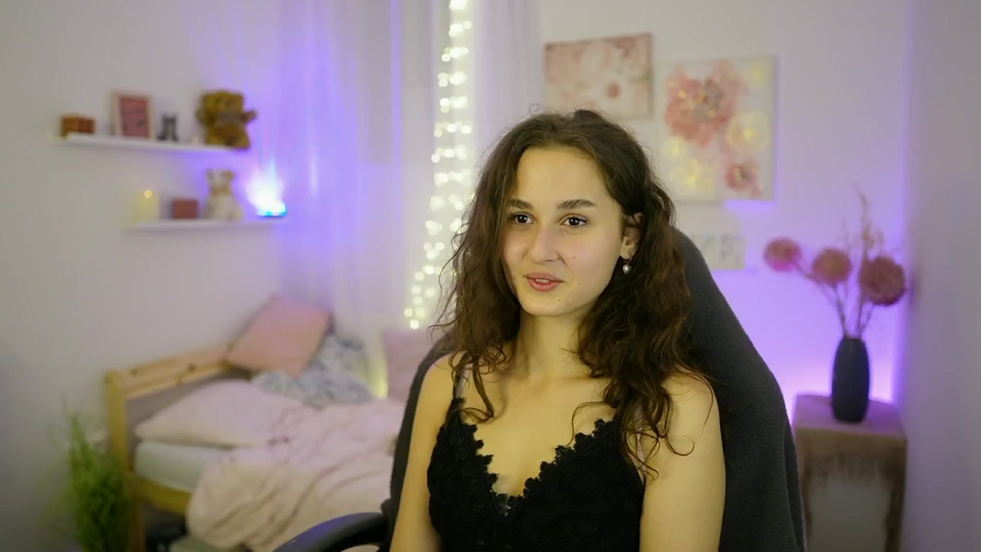 Gallery image thumbnail from Anita_Grey_'s myfreecams stream on, 10/02/2025, 20:48 image 7 of 20
