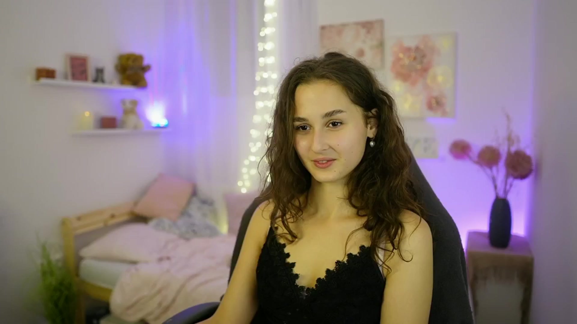 Gallery image thumbnail from Anita_Grey_'s myfreecams stream on, 10/02/2025, 20:48 image 4 of 20