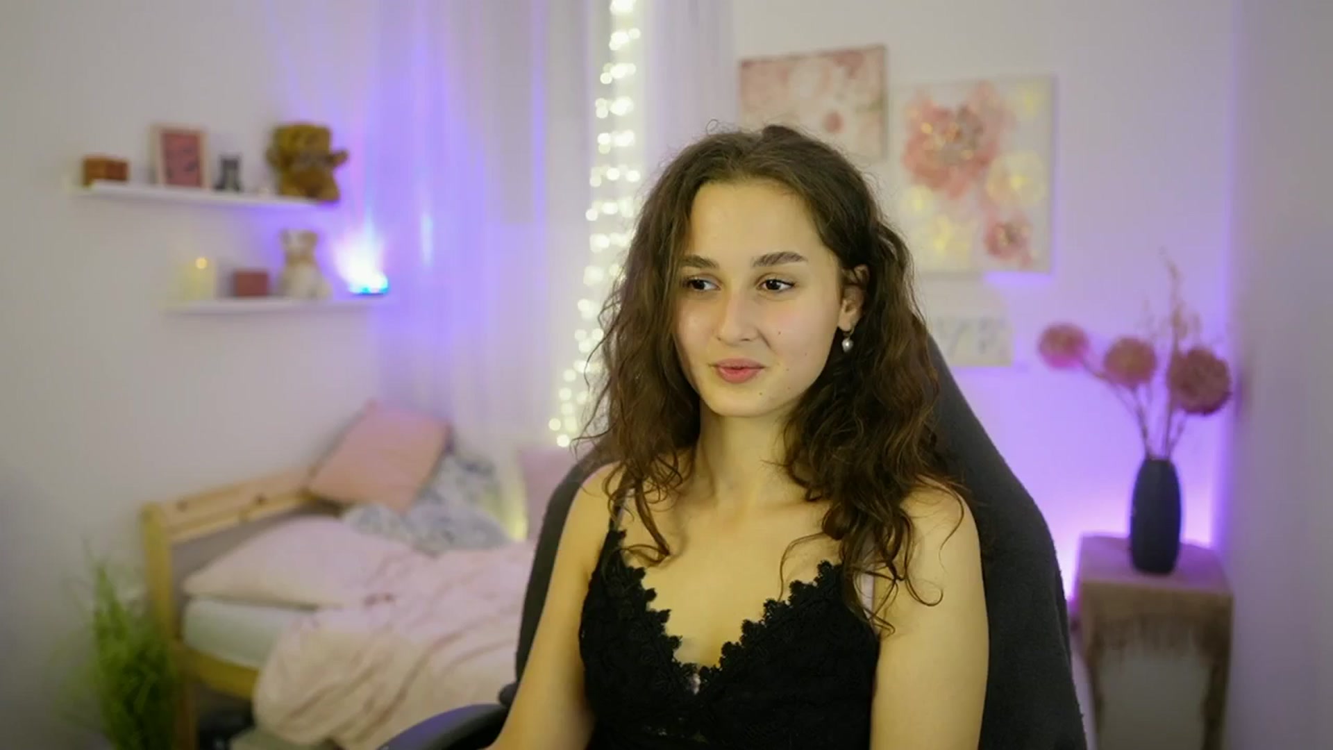 Gallery image thumbnail from Anita_Grey_'s myfreecams stream on, 10/02/2025, 20:48 image 5 of 20