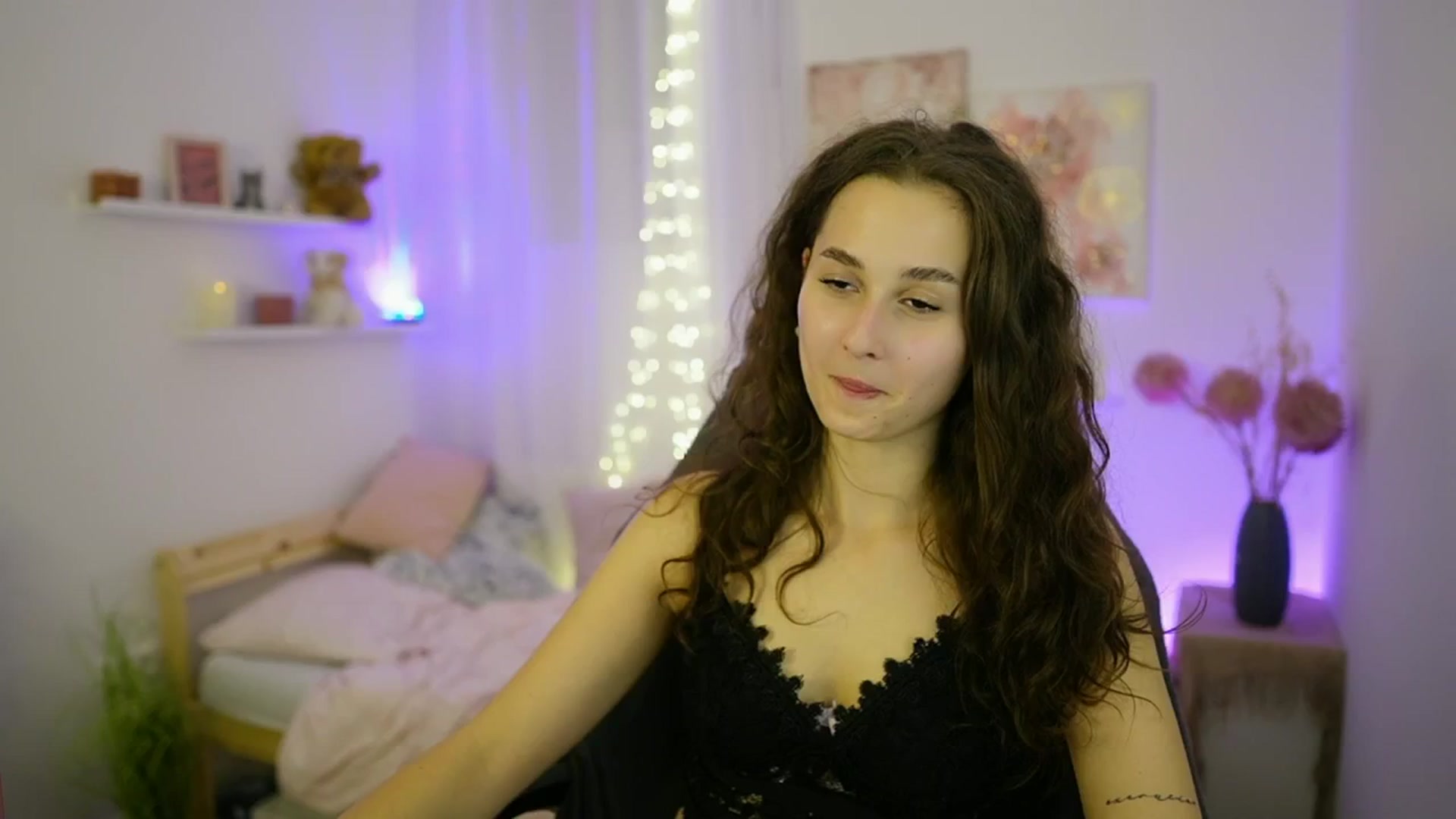 Gallery image thumbnail from Anita_Grey_'s myfreecams stream on, 10/02/2025, 20:48 image 19 of 20