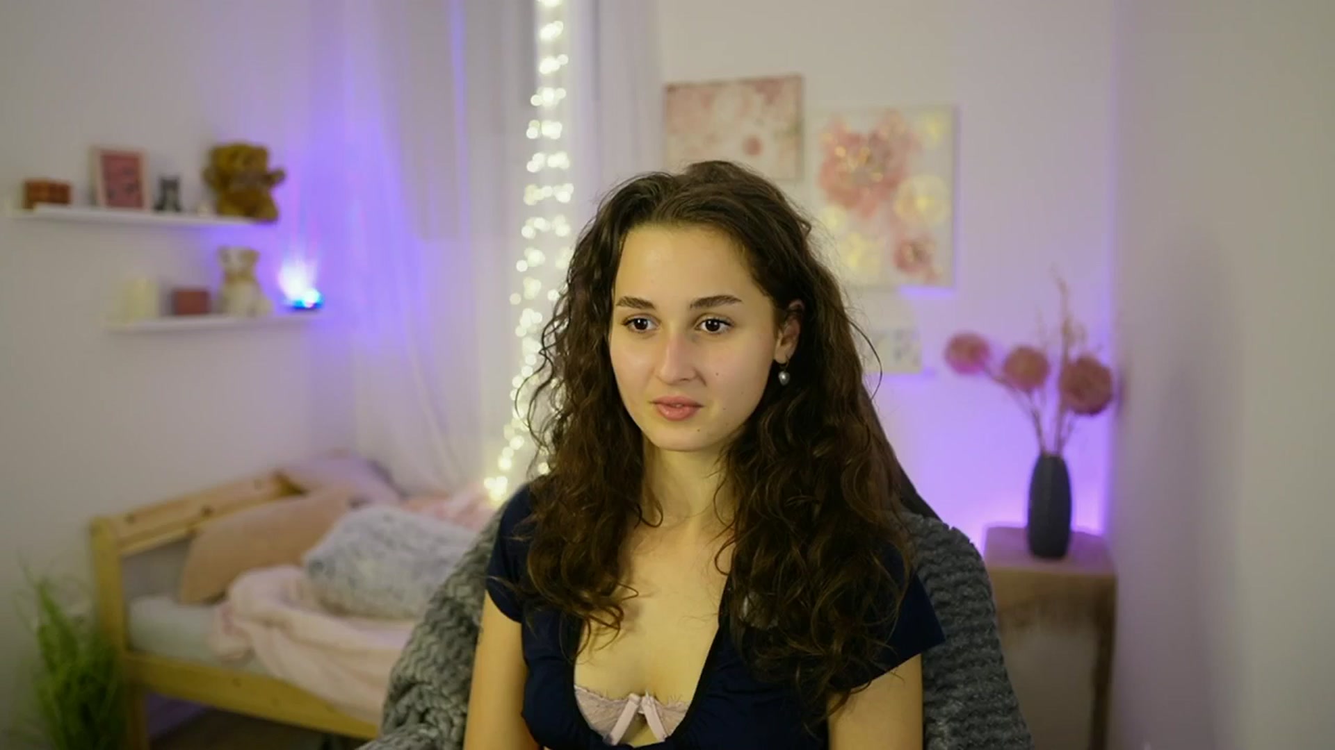 Gallery image thumbnail from Anita_Grey_'s myfreecams stream on, 10/05/2025, 19:32 image 8 of 20