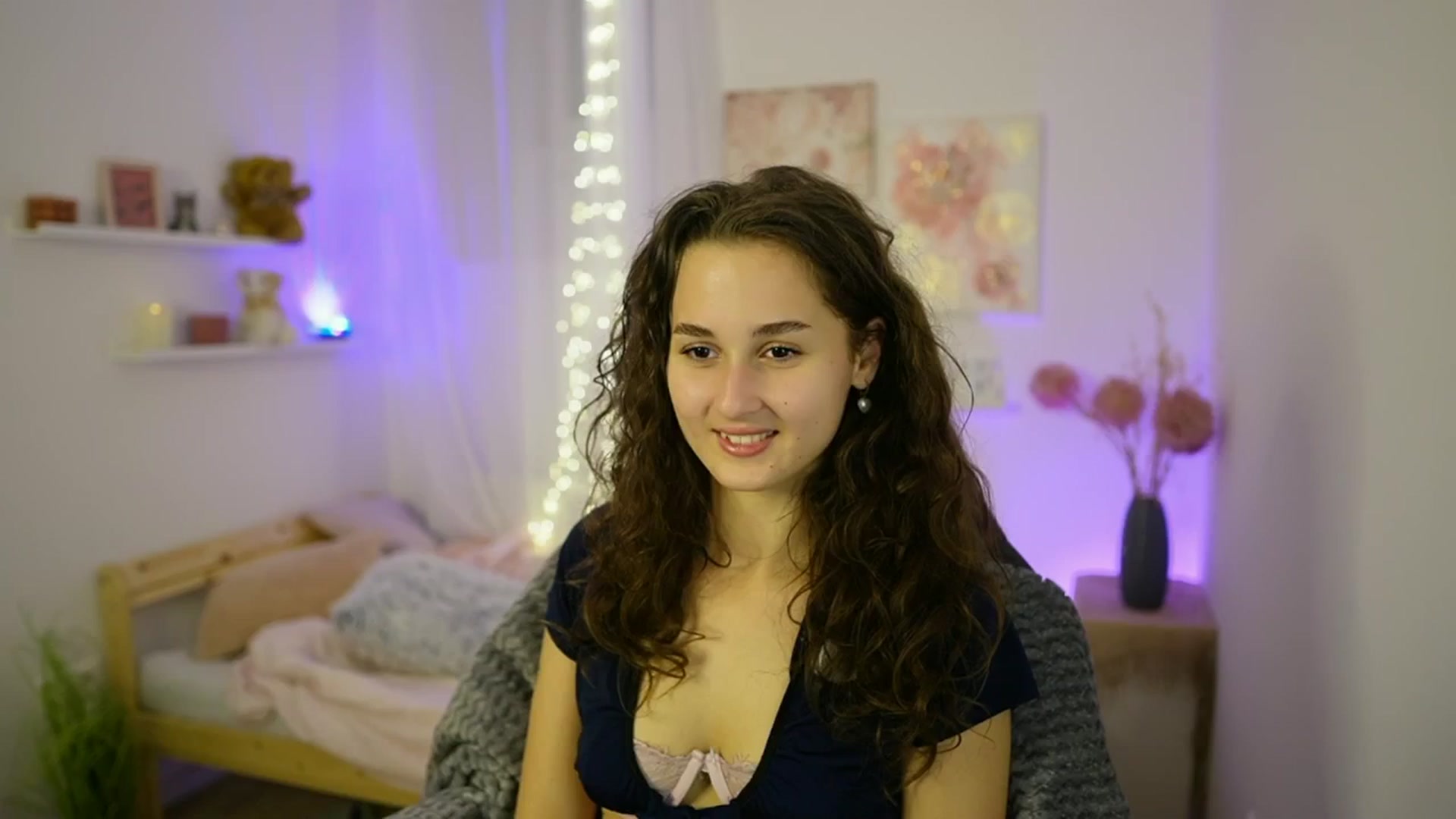 Gallery image thumbnail from Anita_Grey_'s myfreecams stream on, 10/05/2025, 19:32 image 7 of 20