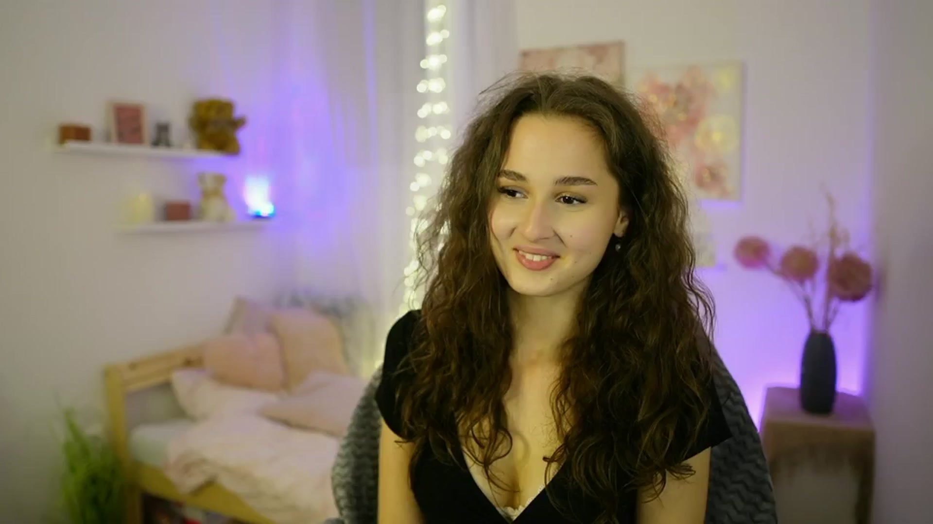 Gallery image thumbnail from Anita_Grey_'s myfreecams stream on, 10/07/2025, 19:58 image 2 of 20