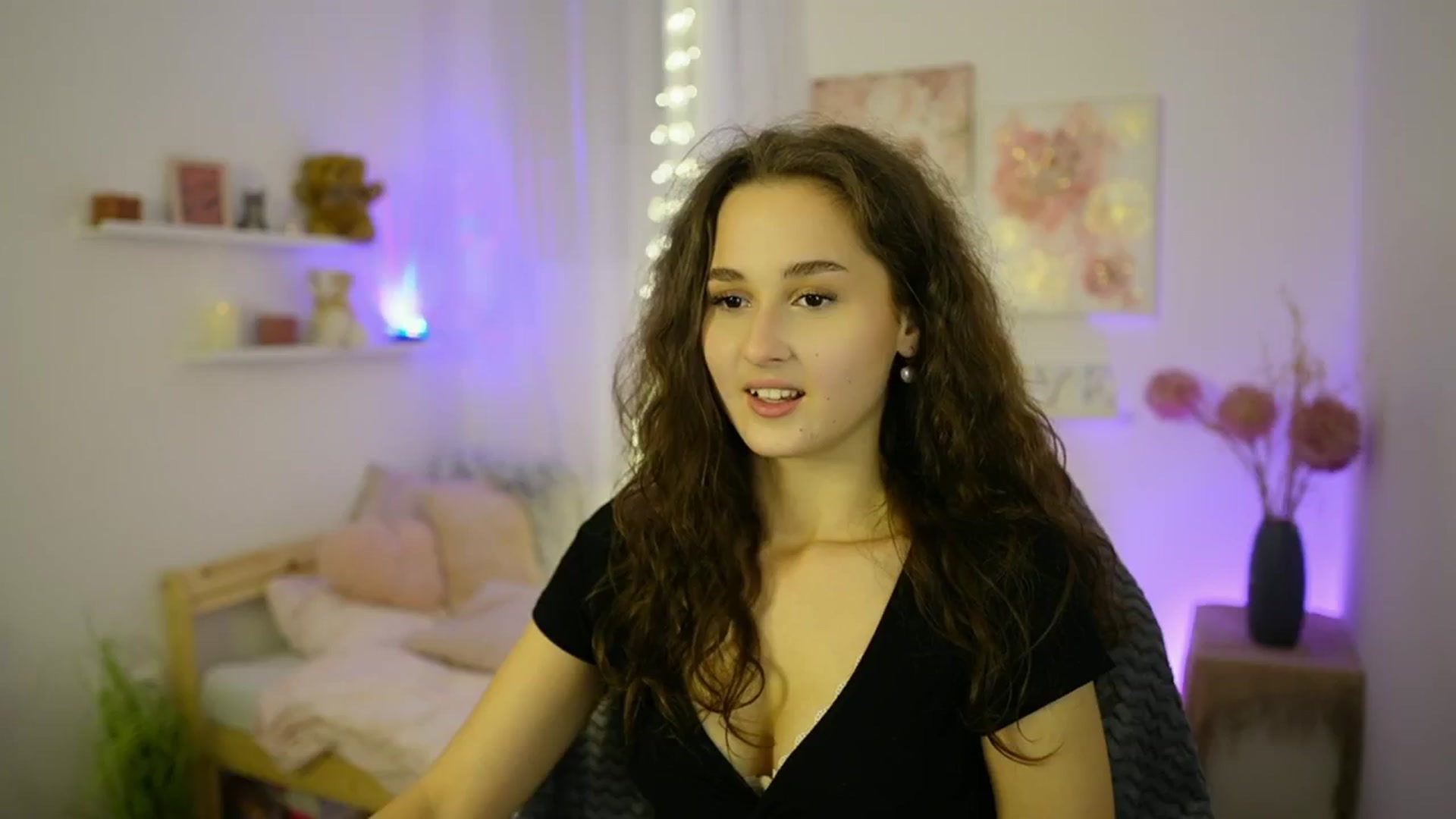 Gallery image thumbnail from Anita_Grey_'s myfreecams stream on, 10/07/2025, 19:58 image 4 of 20