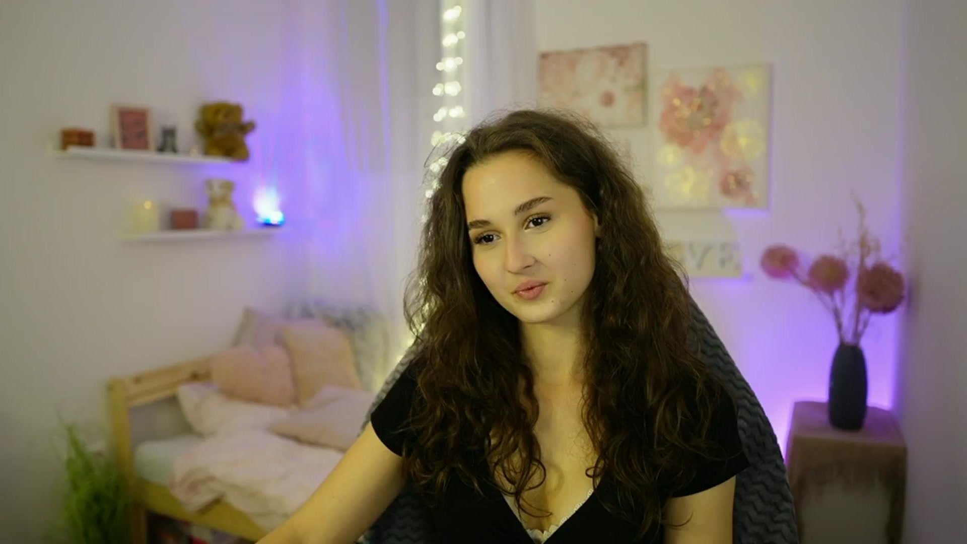 Gallery image thumbnail from Anita_Grey_'s myfreecams stream on, 10/07/2025, 19:58 image 1 of 20