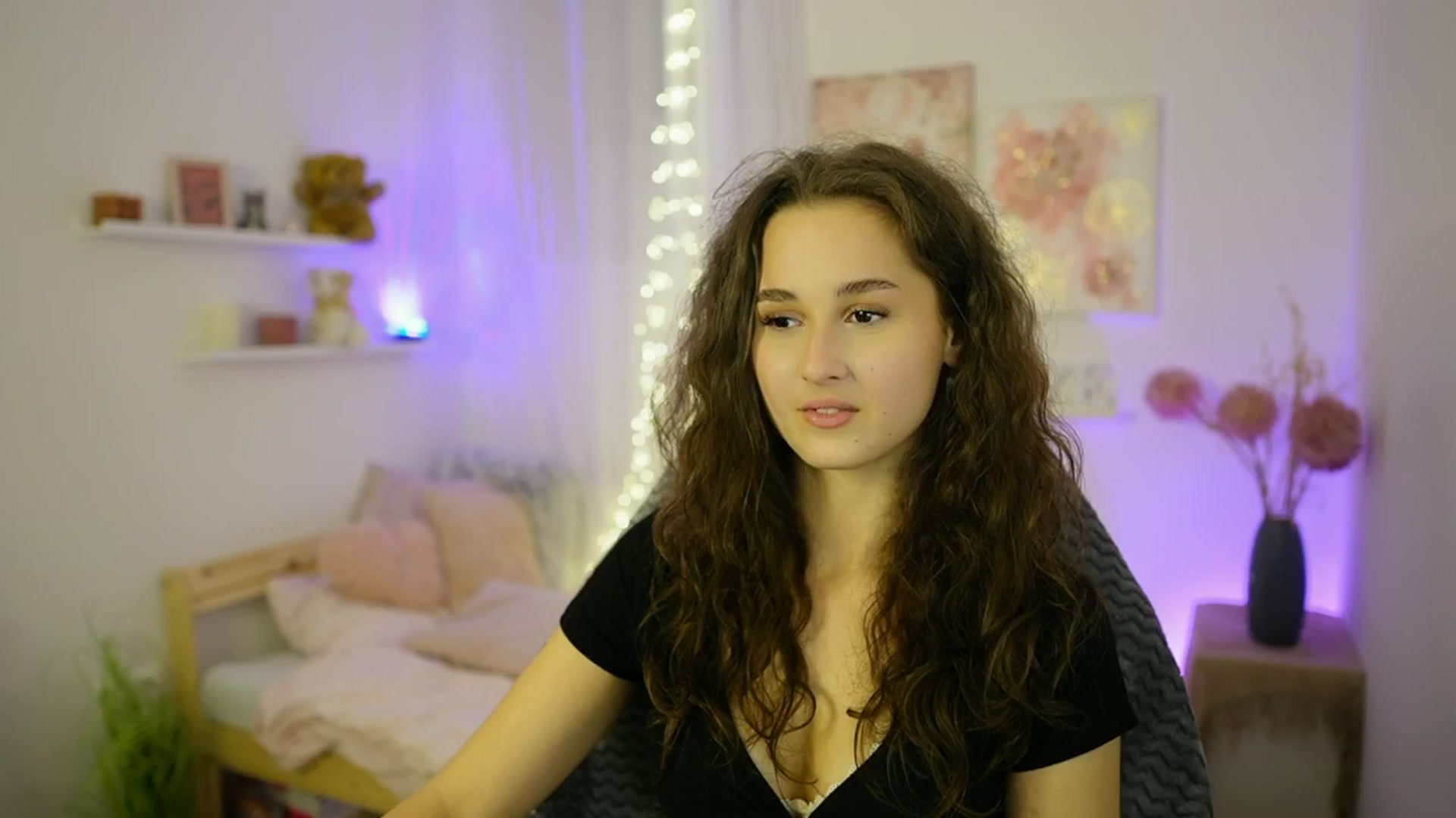 Gallery image thumbnail from Anita_Grey_'s myfreecams stream on, 10/07/2025, 19:58 image 3 of 20