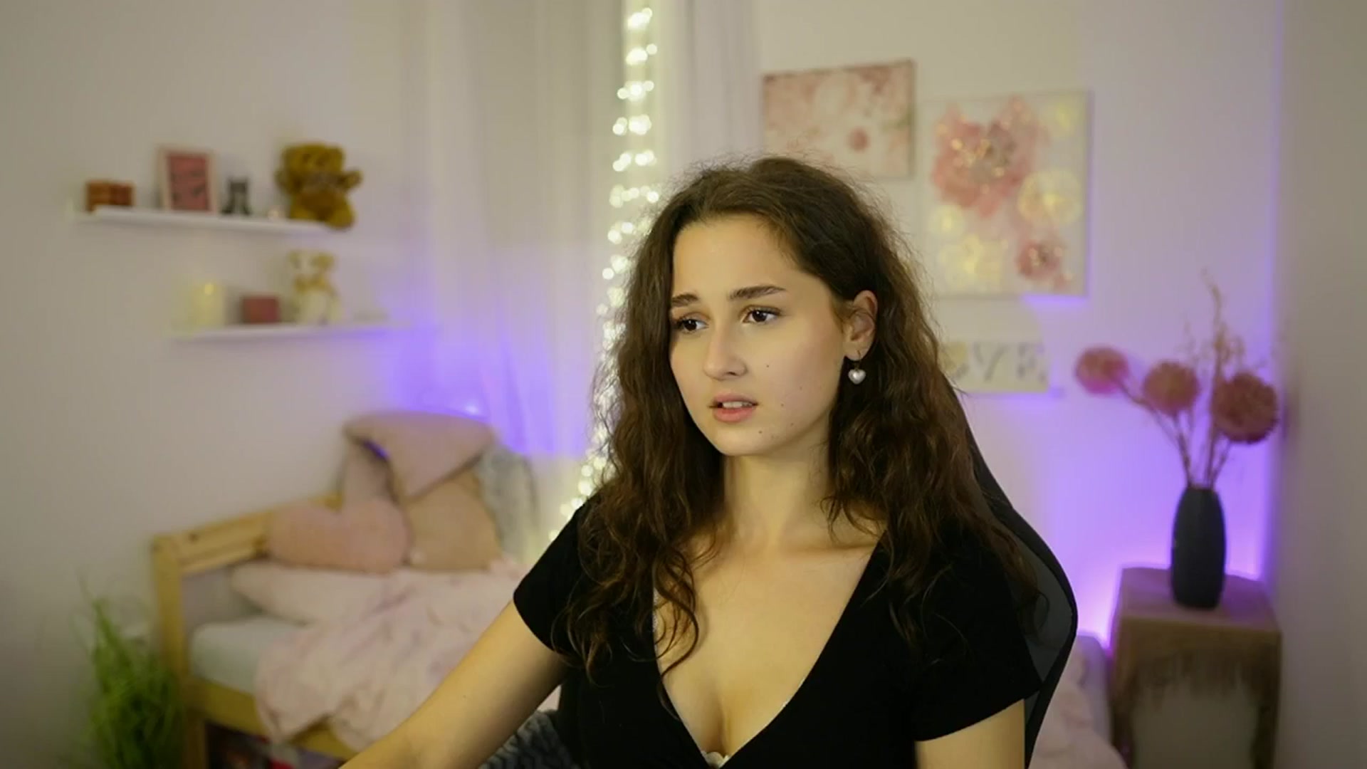 Gallery image thumbnail from Anita_Grey_'s myfreecams stream on, 10/07/2025, 21:11 image 6 of 20