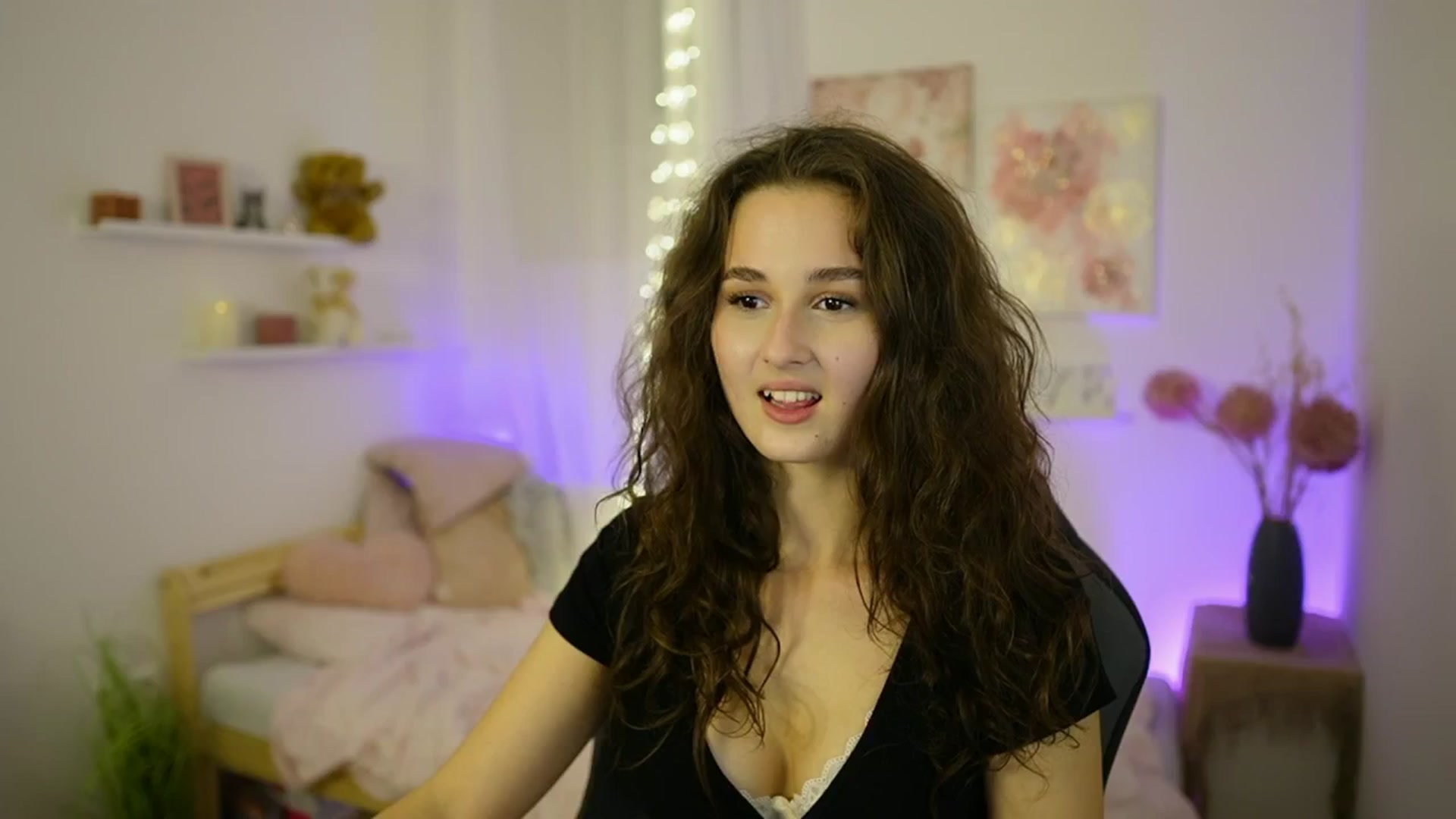 Gallery image thumbnail from Anita_Grey_'s myfreecams stream on, 10/07/2025, 22:11 image 18 of 20