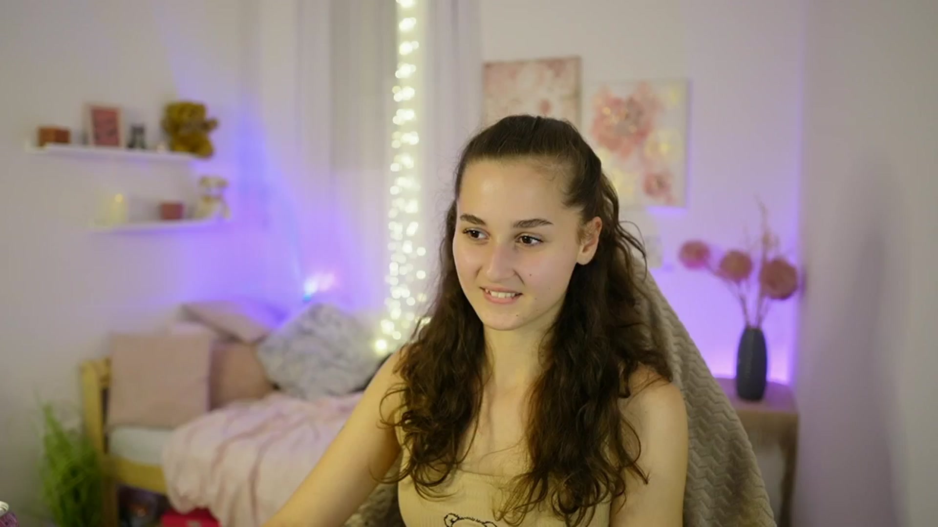 Gallery image thumbnail from Anita_Grey_'s myfreecams stream on, 10/09/2025, 19:23 image 4 of 20
