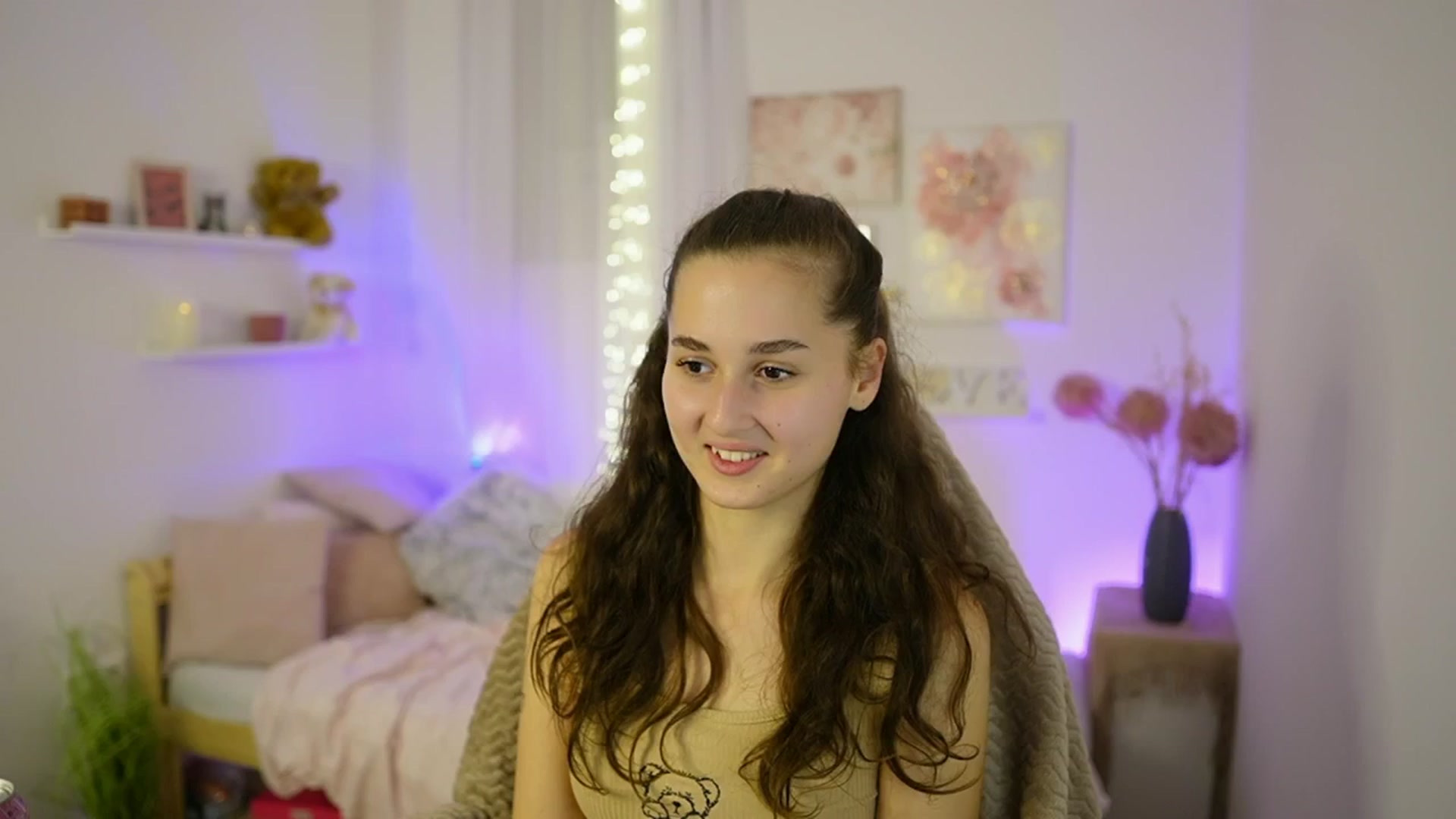 Gallery image thumbnail from Anita_Grey_'s myfreecams stream on, 10/09/2025, 19:23 image 11 of 20