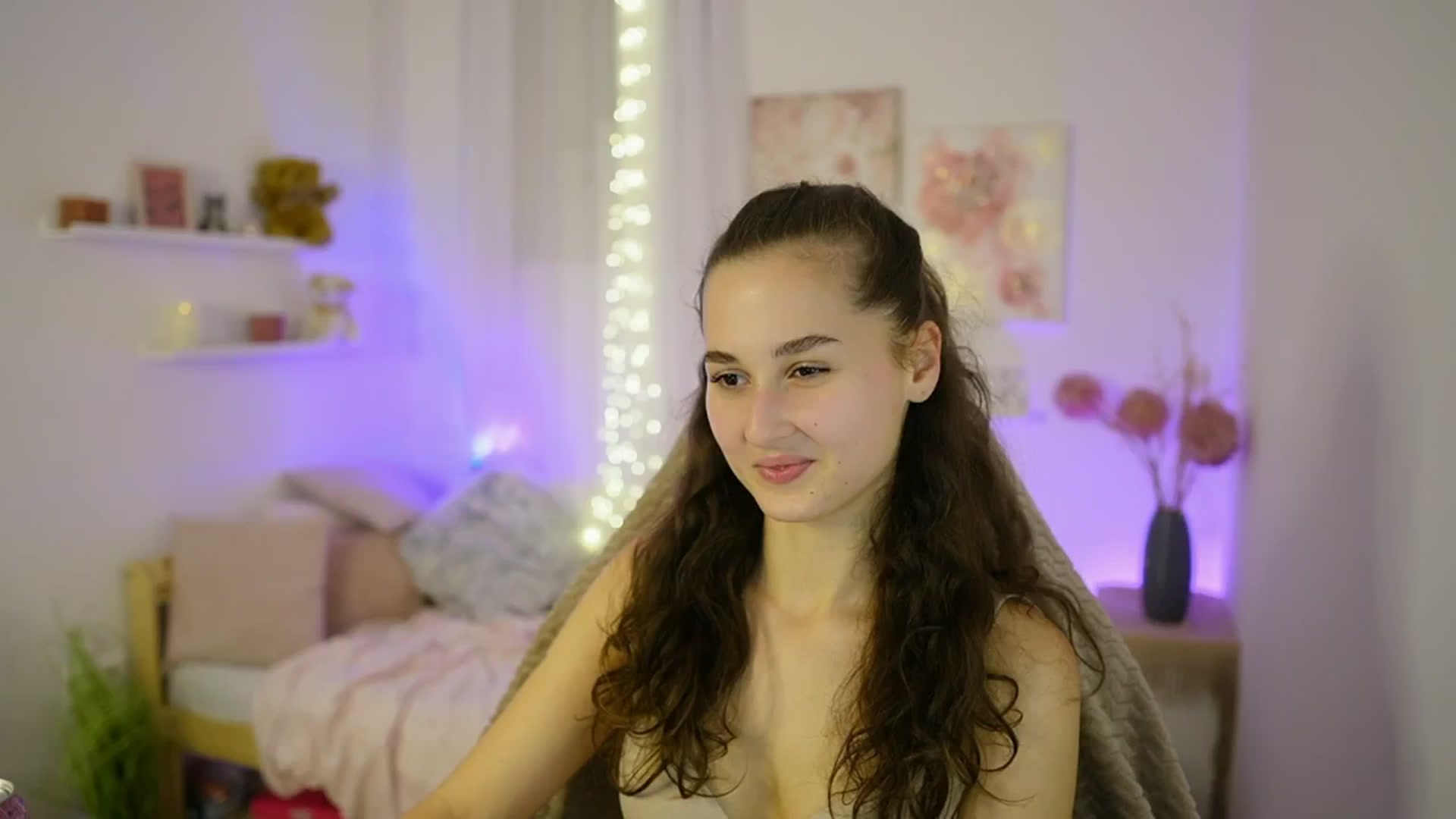 Gallery image thumbnail from Anita_Grey_'s myfreecams stream on, 10/09/2025, 19:23 image 18 of 20