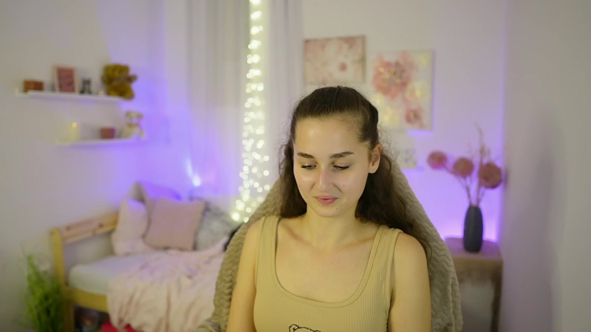Gallery image thumbnail from Anita_Grey_'s myfreecams stream on, 10/09/2025, 22:09 image 4 of 20