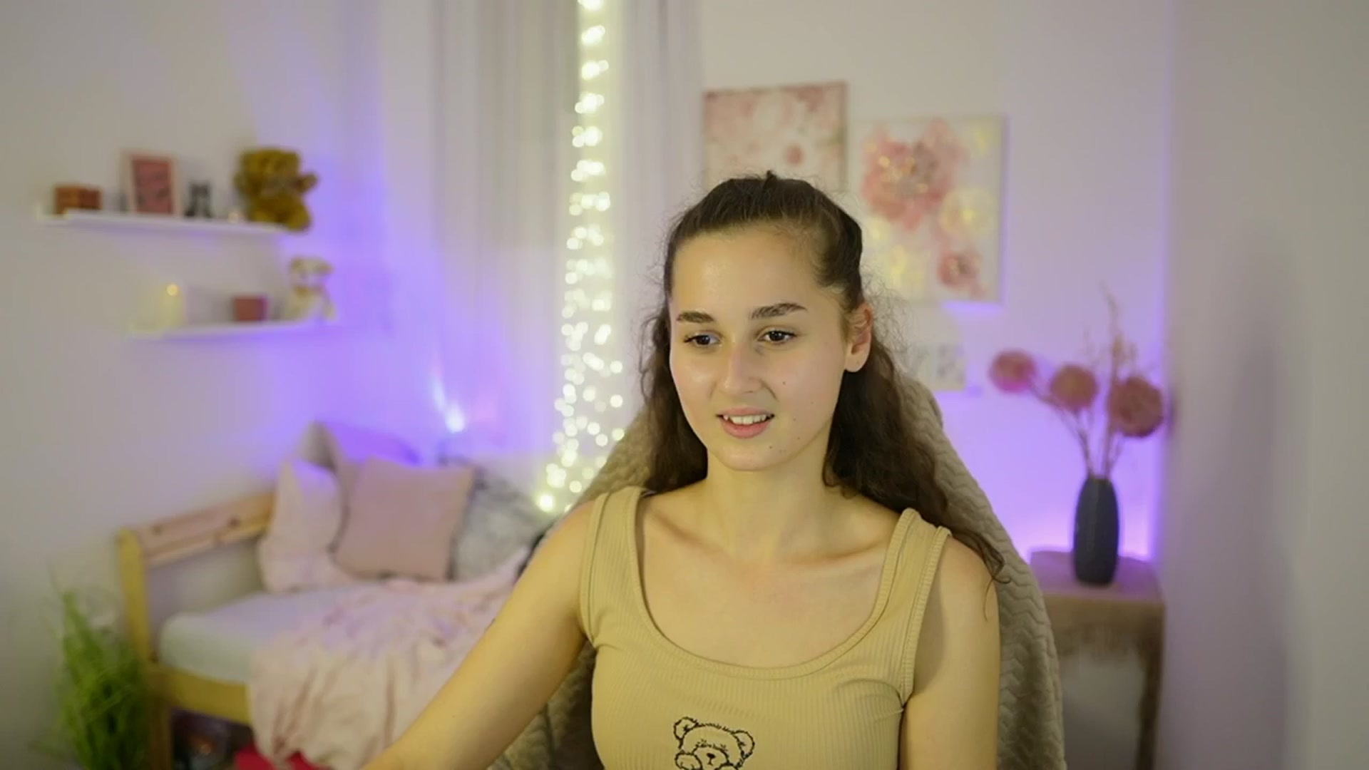 Gallery image thumbnail from Anita_Grey_'s myfreecams stream on, 10/09/2025, 22:09 image 1 of 20