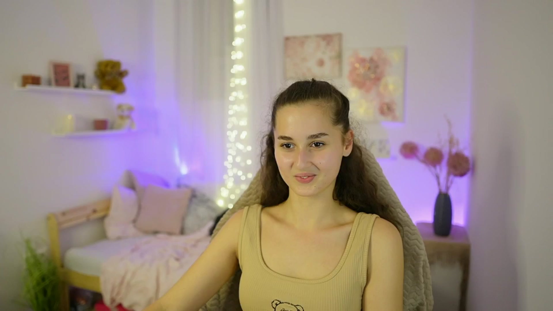 Gallery image thumbnail from Anita_Grey_'s myfreecams stream on, 10/09/2025, 22:09 image 5 of 20