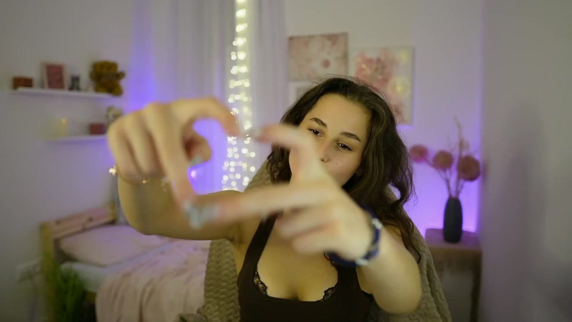 Gallery image thumbnail from Anita_Grey_'s myfreecams stream on, 10/12/2025, 23:22 image 1 of 20