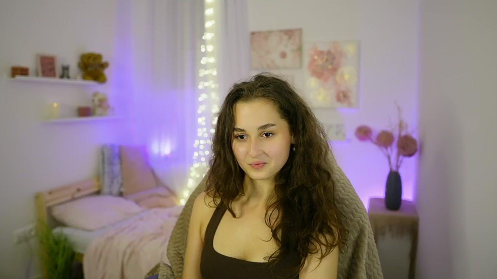 Gallery image thumbnail from Anita_Grey_'s myfreecams stream on, 10/12/2025, 23:22 image 19 of 20