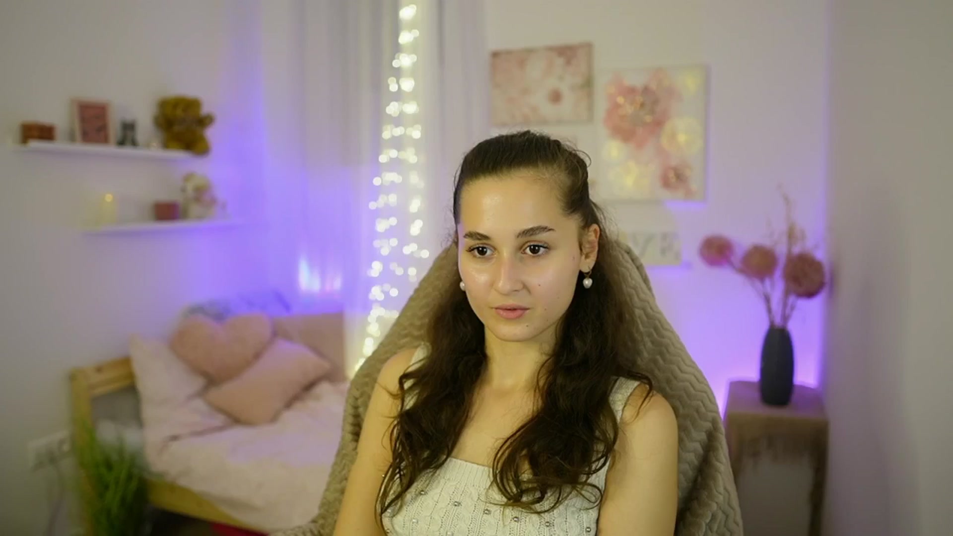 Gallery image thumbnail from Anita_Grey_'s myfreecams stream on, 10/14/2025, 19:50 image 9 of 20