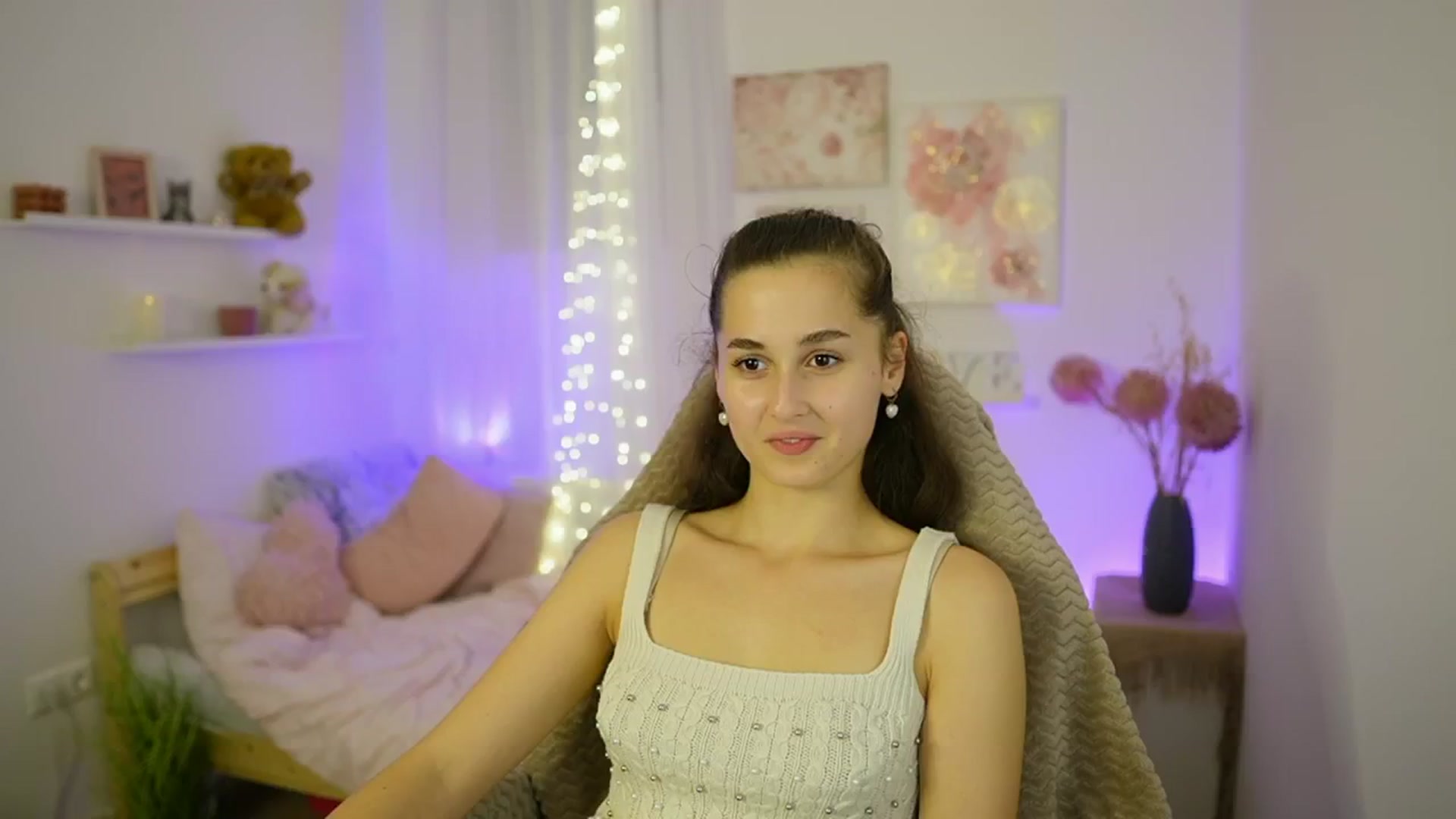 Gallery image thumbnail from Anita_Grey_'s myfreecams stream on, 10/14/2025, 23:17 image 19 of 20