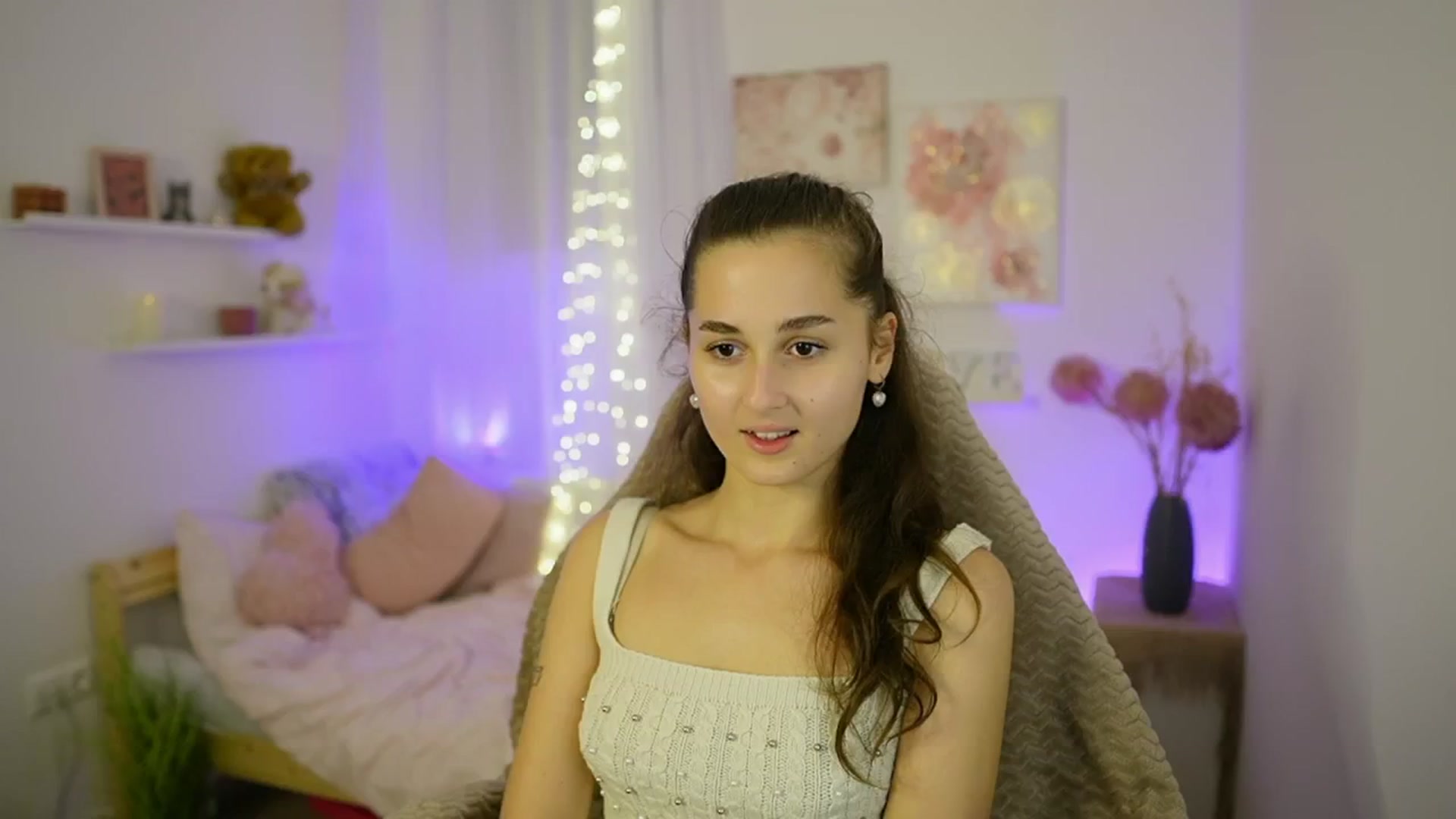 Gallery image thumbnail from Anita_Grey_'s myfreecams stream on, 10/14/2025, 23:17 image 3 of 20