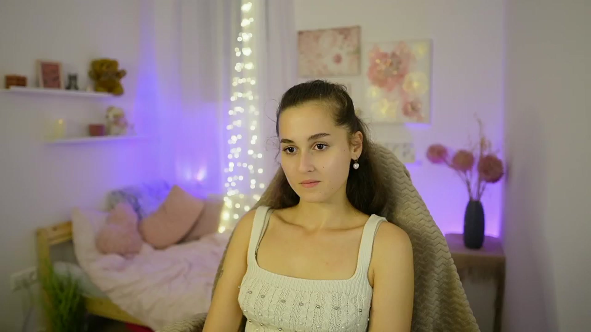 Gallery image thumbnail from Anita_Grey_'s myfreecams stream on, 10/14/2025, 23:17 image 16 of 20