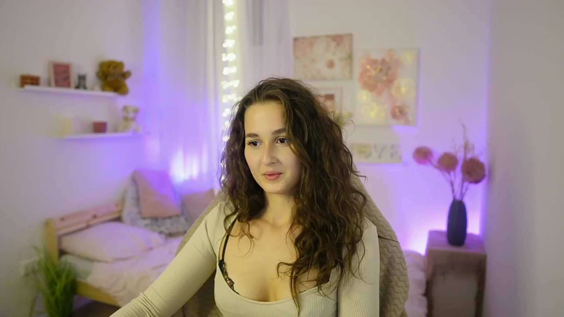 Gallery image thumbnail from Anita_Grey_'s myfreecams stream on, 10/17/2025, 21:50 image 20 of 20