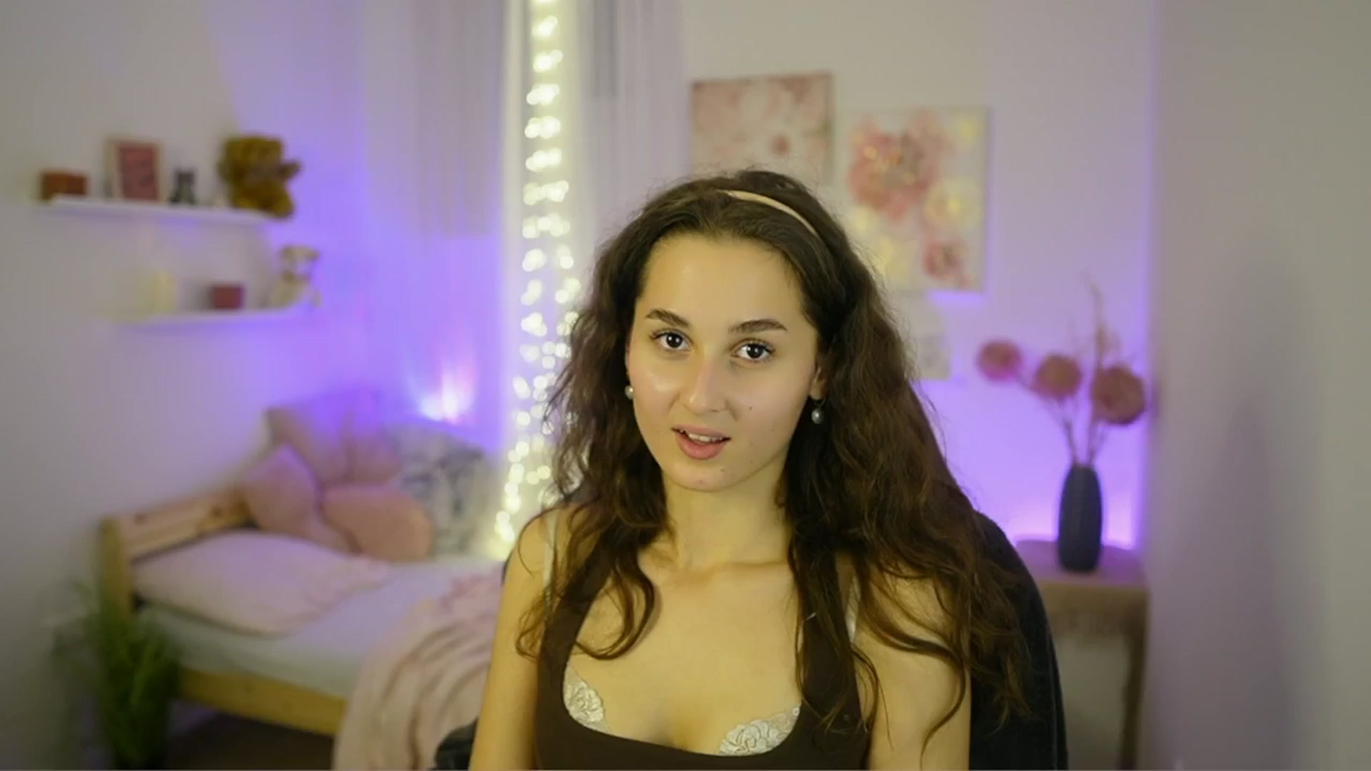 Gallery image thumbnail from Anita_Grey_'s myfreecams stream on, 10/18/2025, 21:15 image 8 of 20