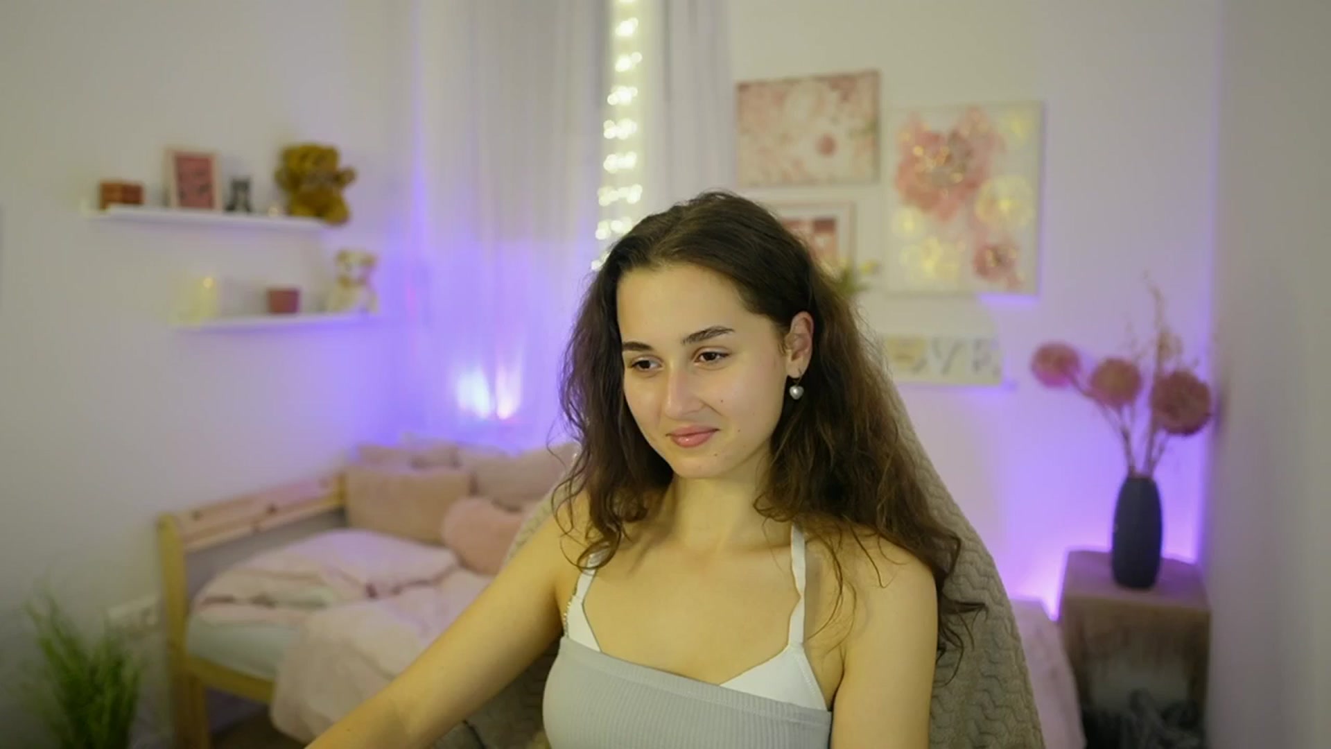 Gallery image thumbnail from Anita_Grey_'s myfreecams stream on, 10/21/2025, 19:28 image 9 of 20