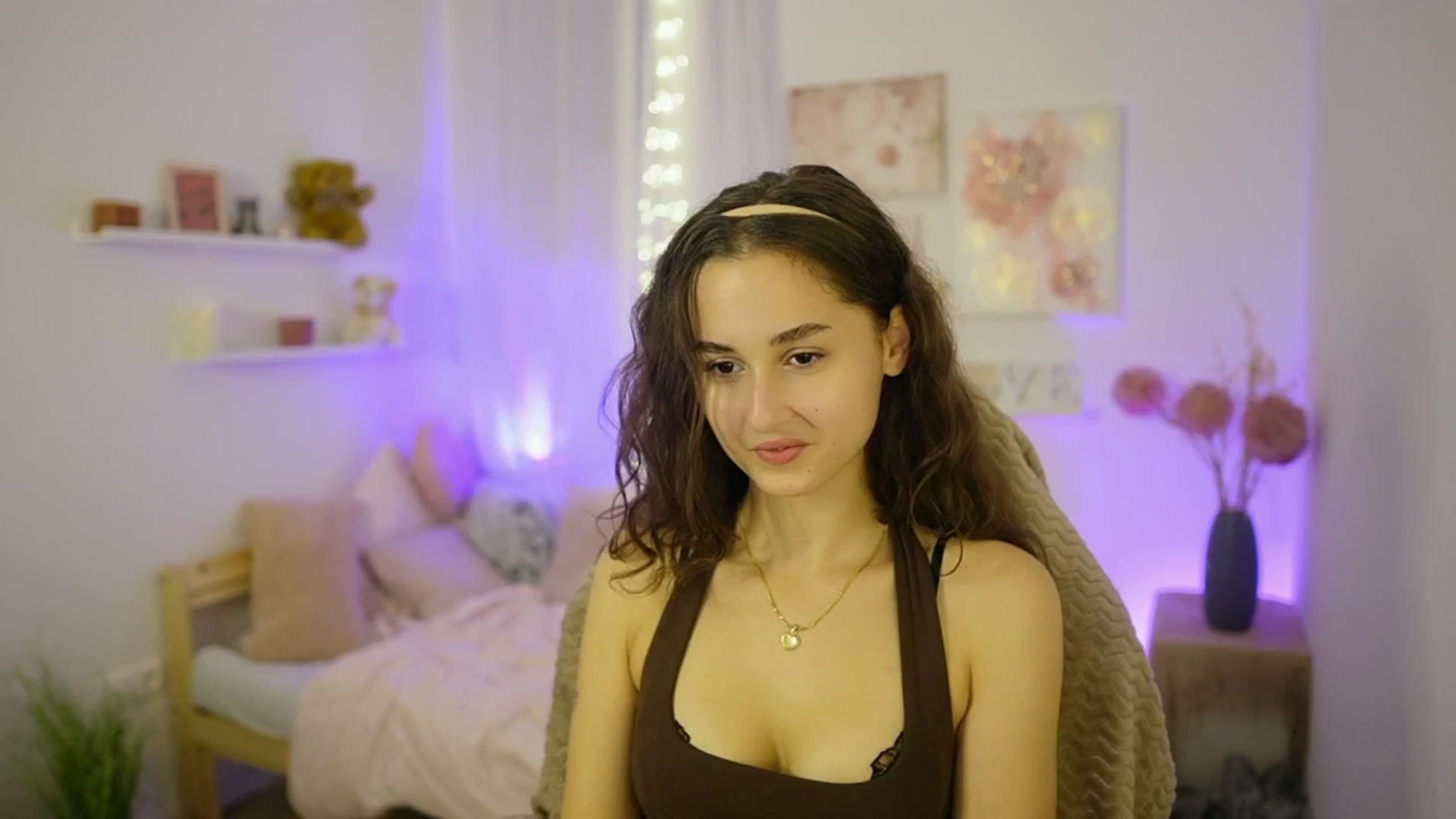 Gallery image thumbnail from Anita_Grey_'s myfreecams stream on, 10/23/2025, 19:08 image 19 of 20
