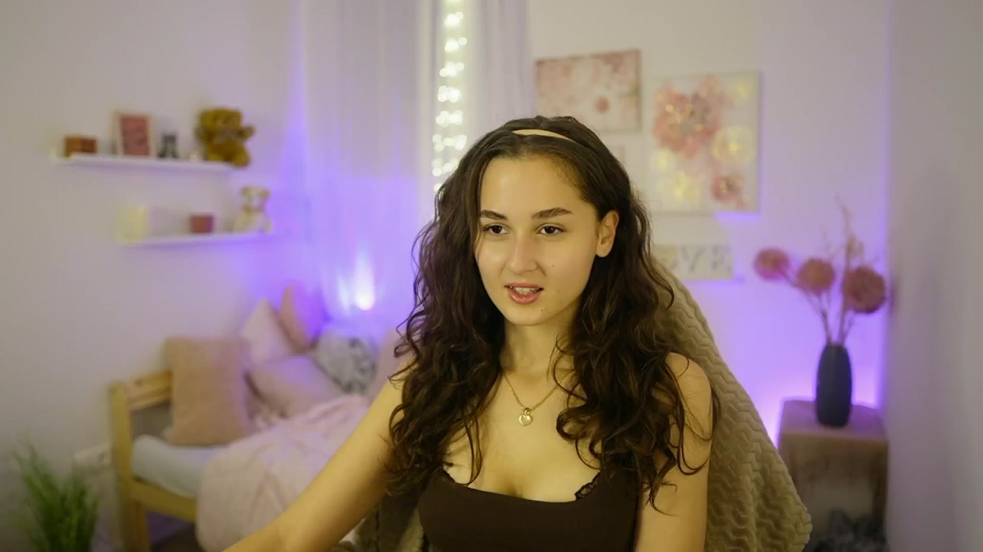 Gallery image thumbnail from Anita_Grey_'s myfreecams stream on, 10/23/2025, 19:08 image 1 of 20