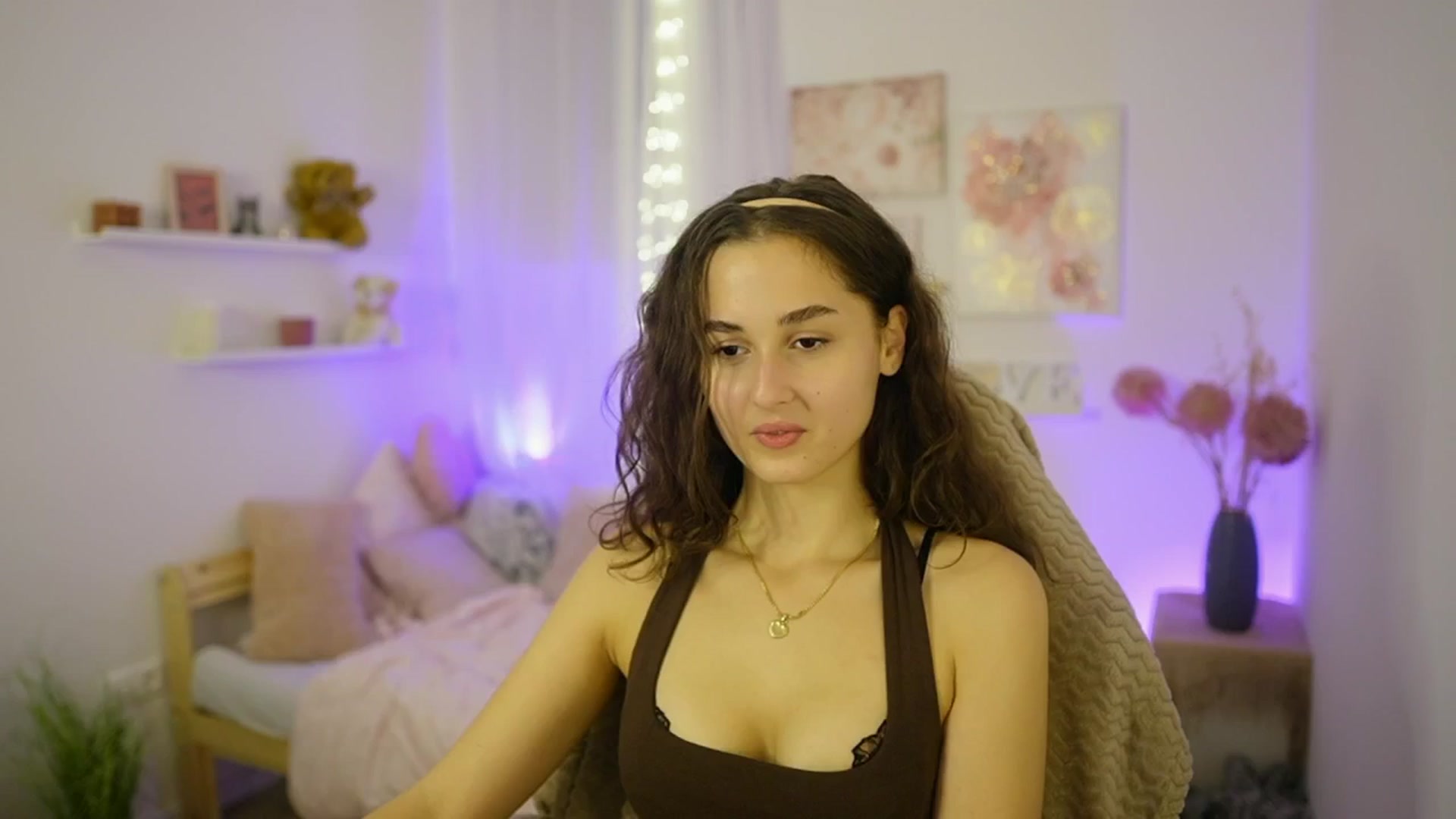 Gallery image thumbnail from Anita_Grey_'s myfreecams stream on, 10/23/2025, 19:08 image 14 of 20