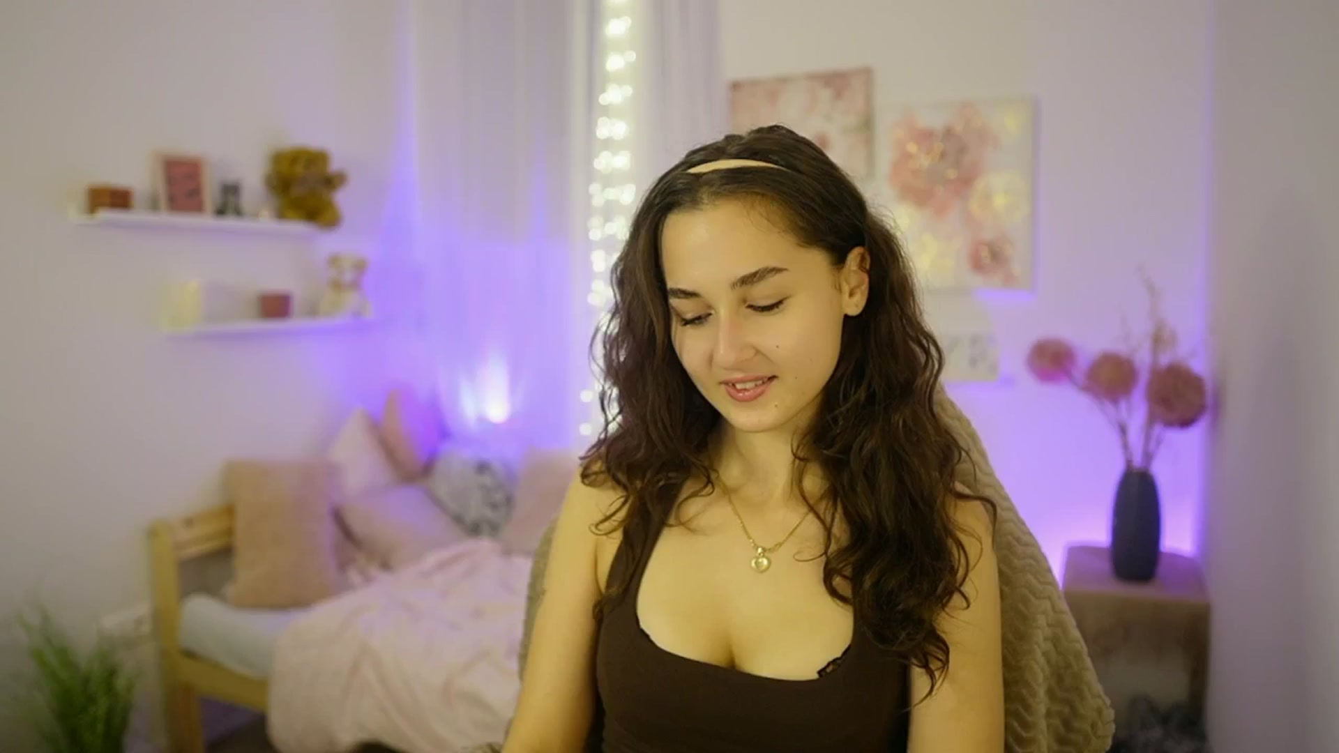 Gallery image thumbnail from Anita_Grey_'s myfreecams stream on, 10/23/2025, 19:08 image 7 of 20