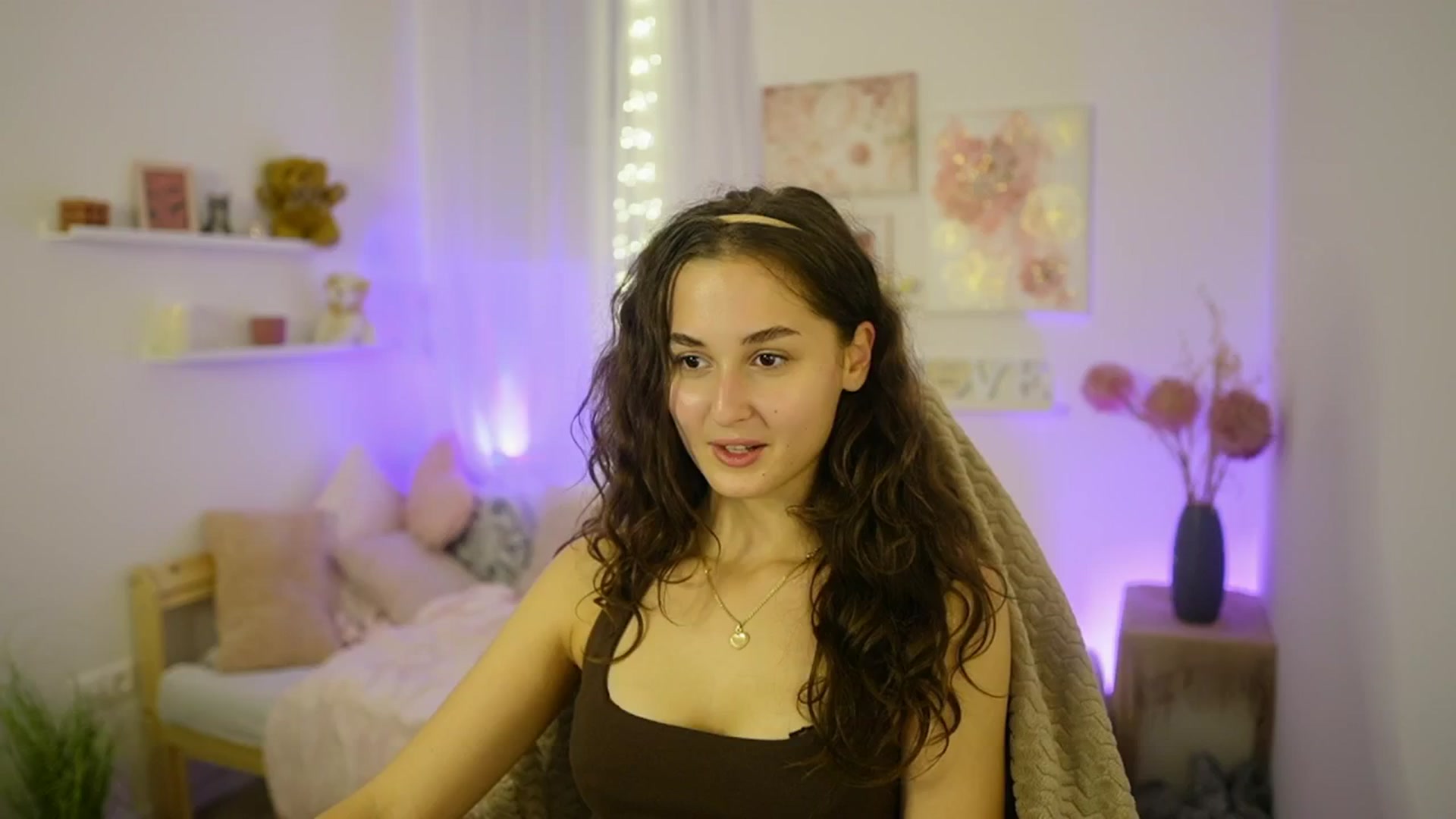 Gallery image thumbnail from Anita_Grey_'s myfreecams stream on, 10/23/2025, 21:59 image 9 of 20