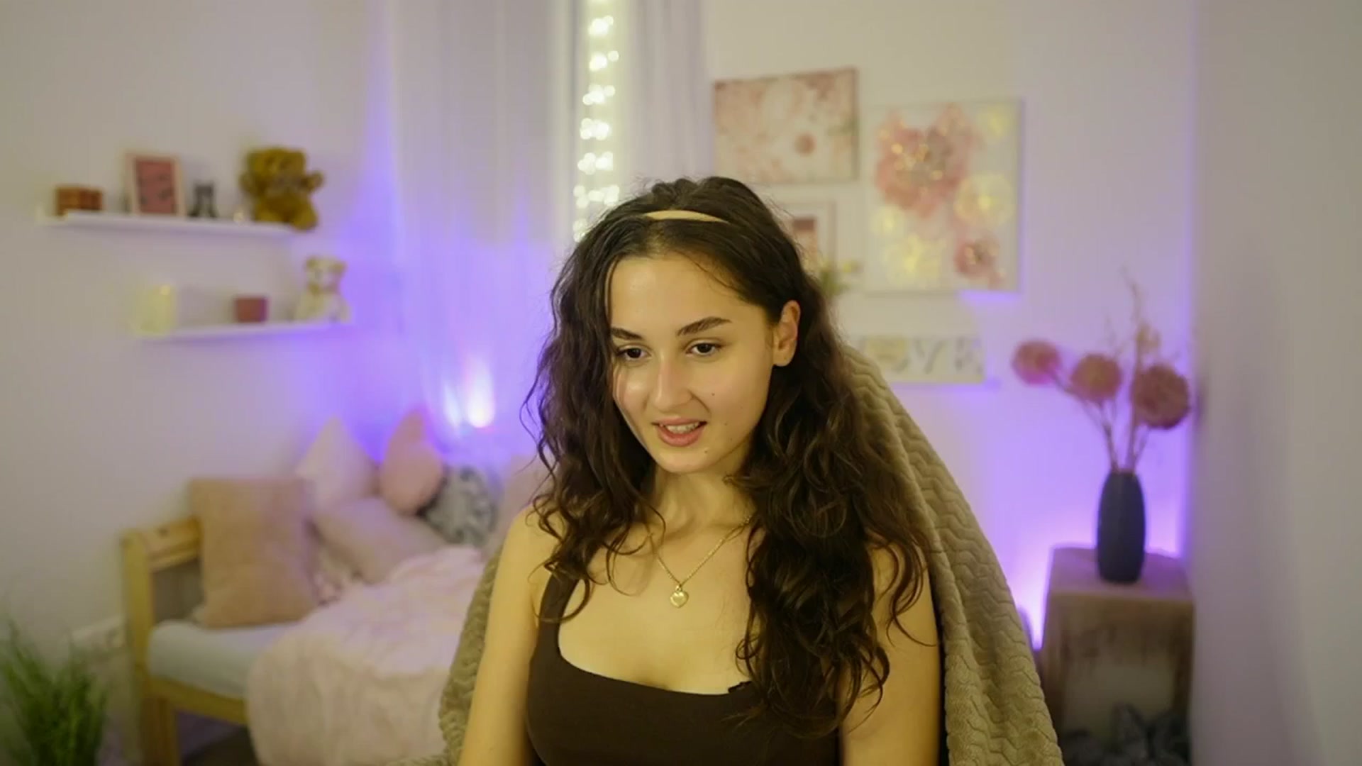 Gallery image thumbnail from Anita_Grey_'s myfreecams stream on, 10/23/2025, 21:59 image 10 of 20