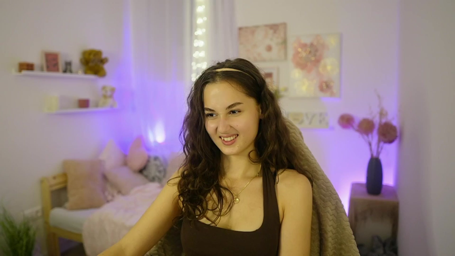 Gallery image thumbnail from Anita_Grey_'s myfreecams stream on, 10/23/2025, 21:59 image 18 of 20