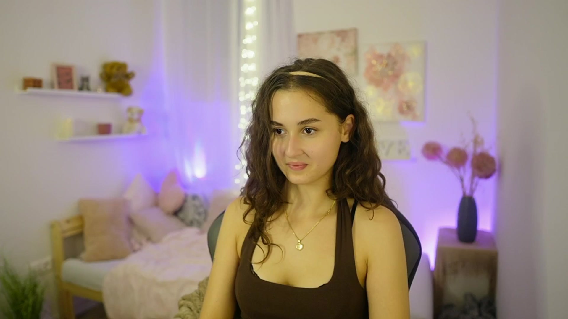 Gallery image thumbnail from Anita_Grey_'s myfreecams stream on, 10/23/2025, 22:45 image 19 of 20