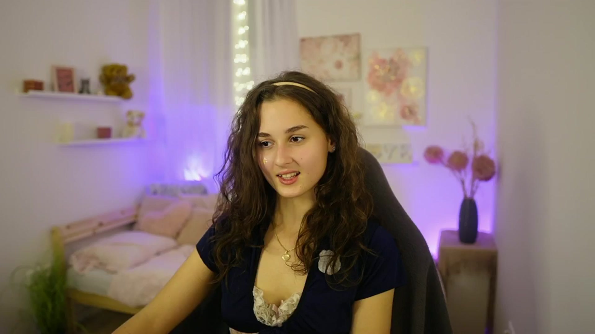 Gallery image thumbnail from Anita_Grey_'s myfreecams stream on, 10/27/2025, 21:47 image 10 of 20