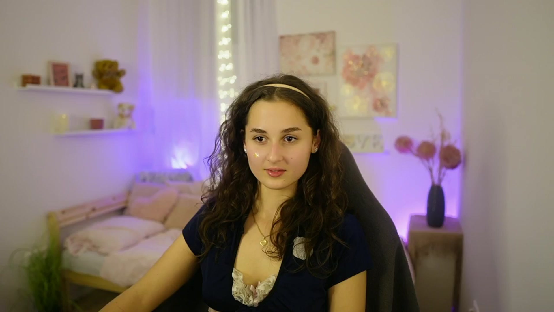 Gallery image thumbnail from Anita_Grey_'s myfreecams stream on, 10/27/2025, 21:47 image 18 of 20