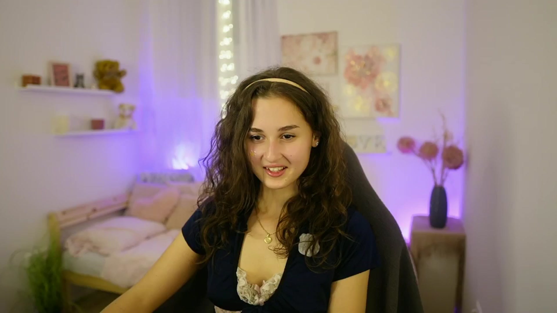 Gallery image thumbnail from Anita_Grey_'s myfreecams stream on, 10/27/2025, 21:47 image 9 of 20
