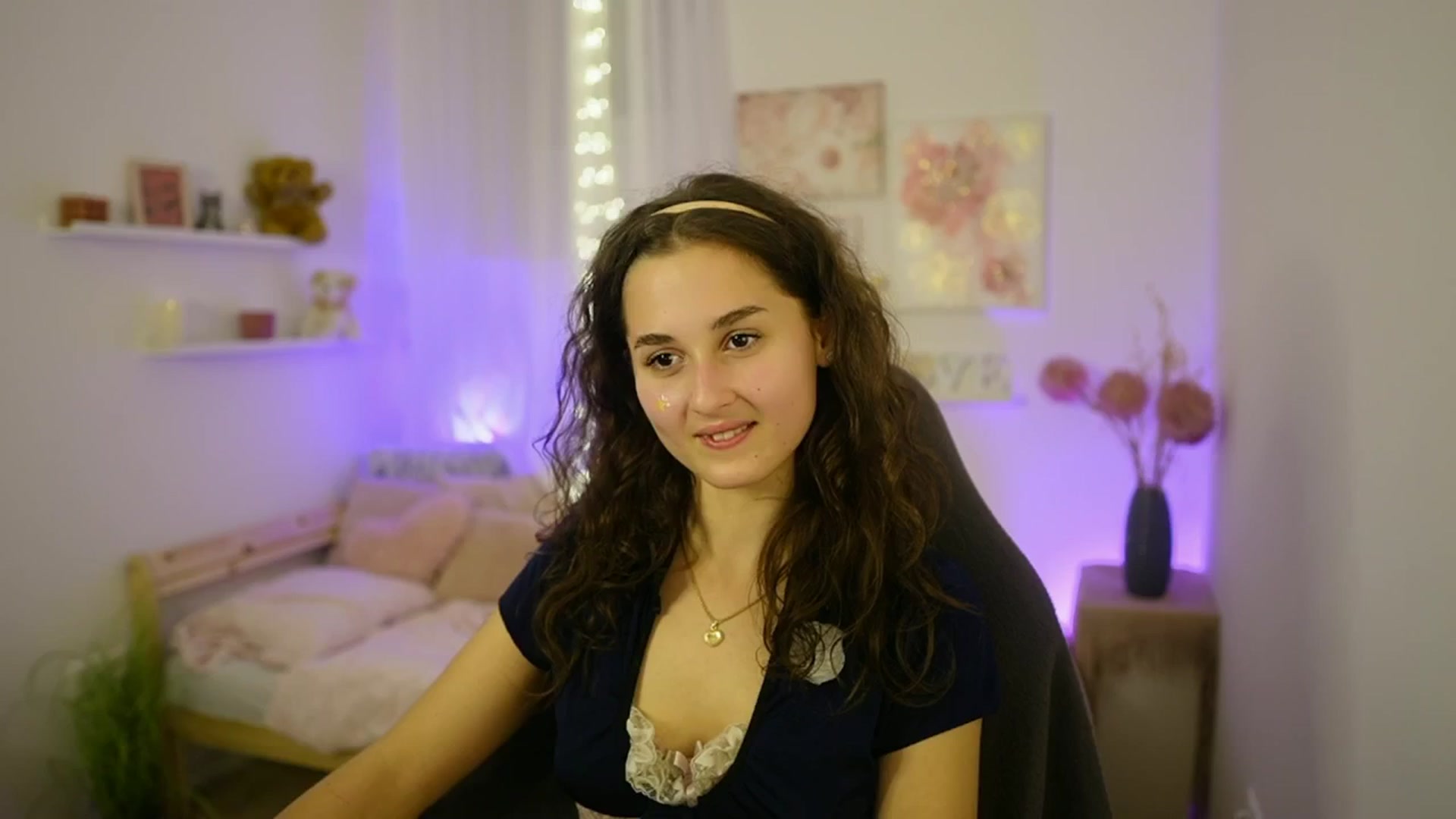 Gallery image thumbnail from Anita_Grey_'s myfreecams stream on, 10/27/2025, 21:47 image 19 of 20