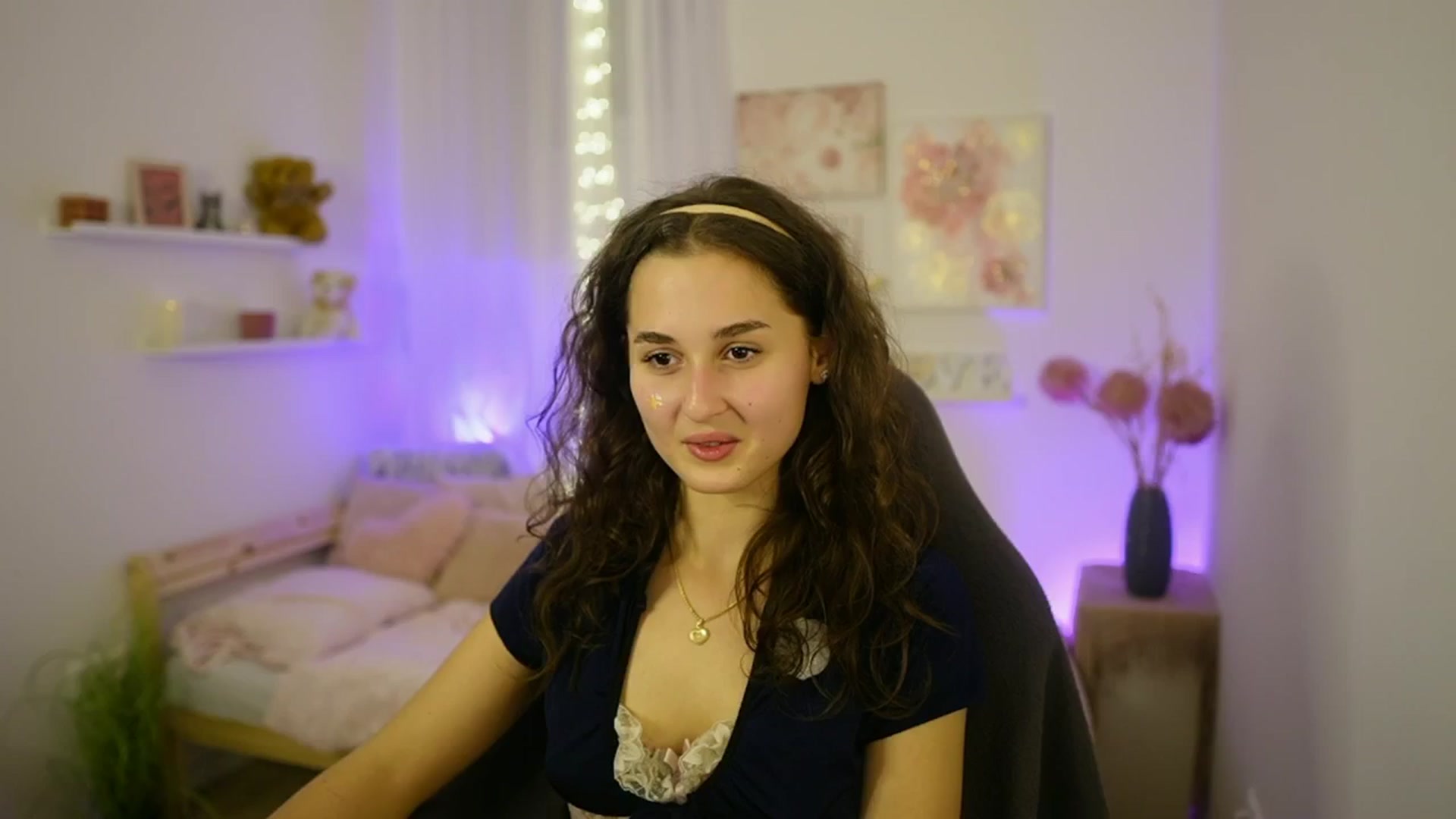 Gallery image thumbnail from Anita_Grey_'s myfreecams stream on, 10/27/2025, 21:47 image 20 of 20