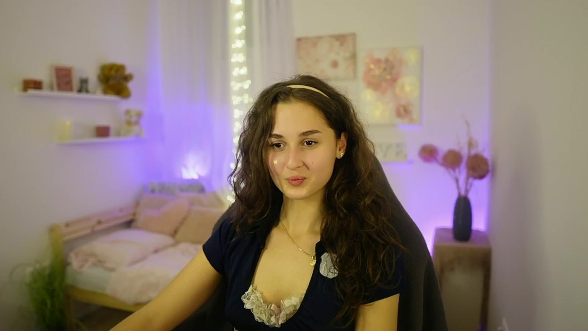 Gallery image thumbnail from Anita_Grey_'s myfreecams stream on, 10/27/2025, 21:47 image 1 of 20