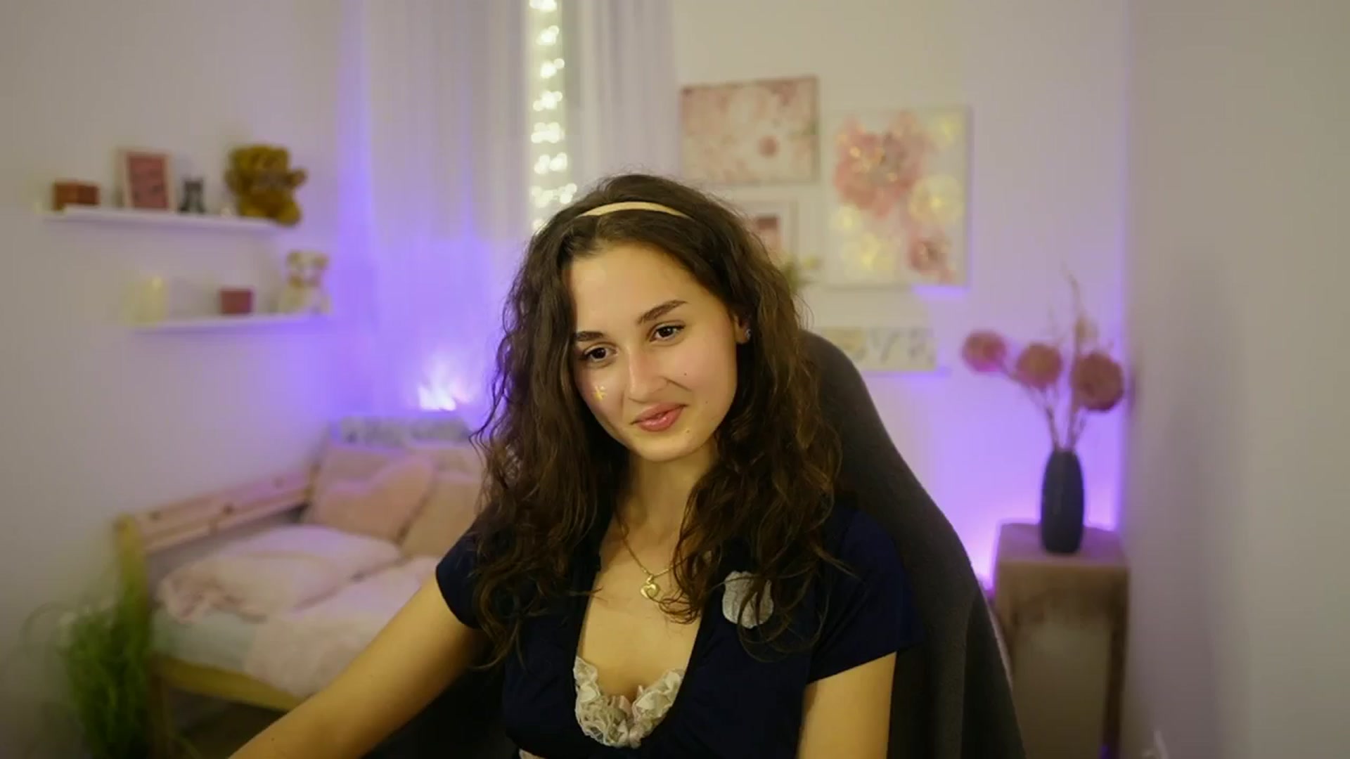 Gallery image thumbnail from Anita_Grey_'s myfreecams stream on, 10/27/2025, 21:47 image 12 of 20