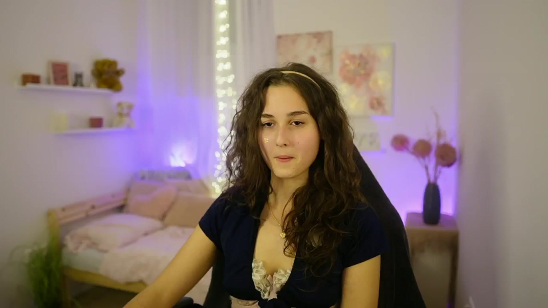 Gallery image thumbnail from Anita_Grey_'s myfreecams stream on, 10/27/2025, 22:42 image 4 of 20