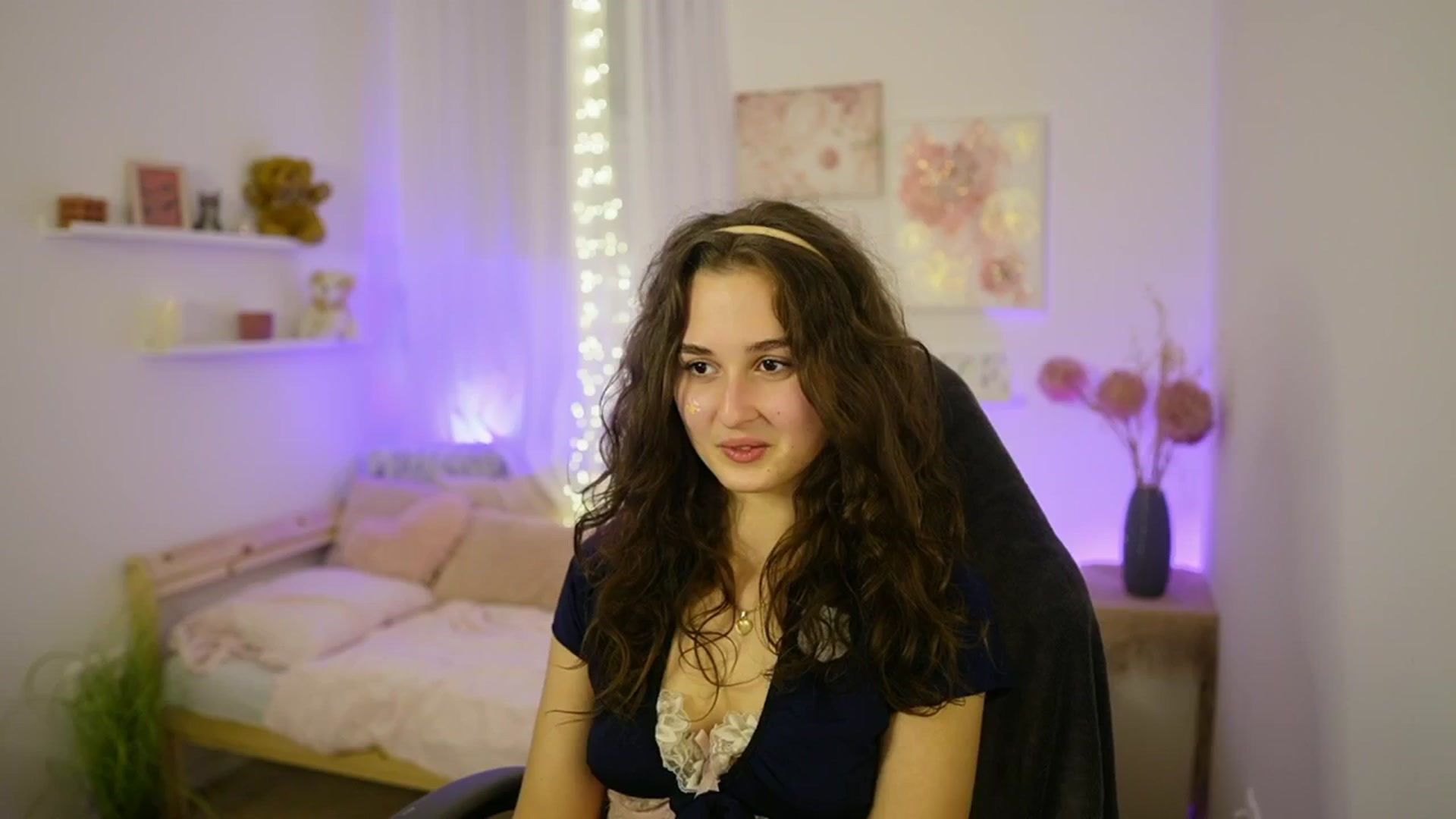 Gallery image thumbnail from Anita_Grey_'s myfreecams stream on, 10/27/2025, 22:42 image 19 of 20